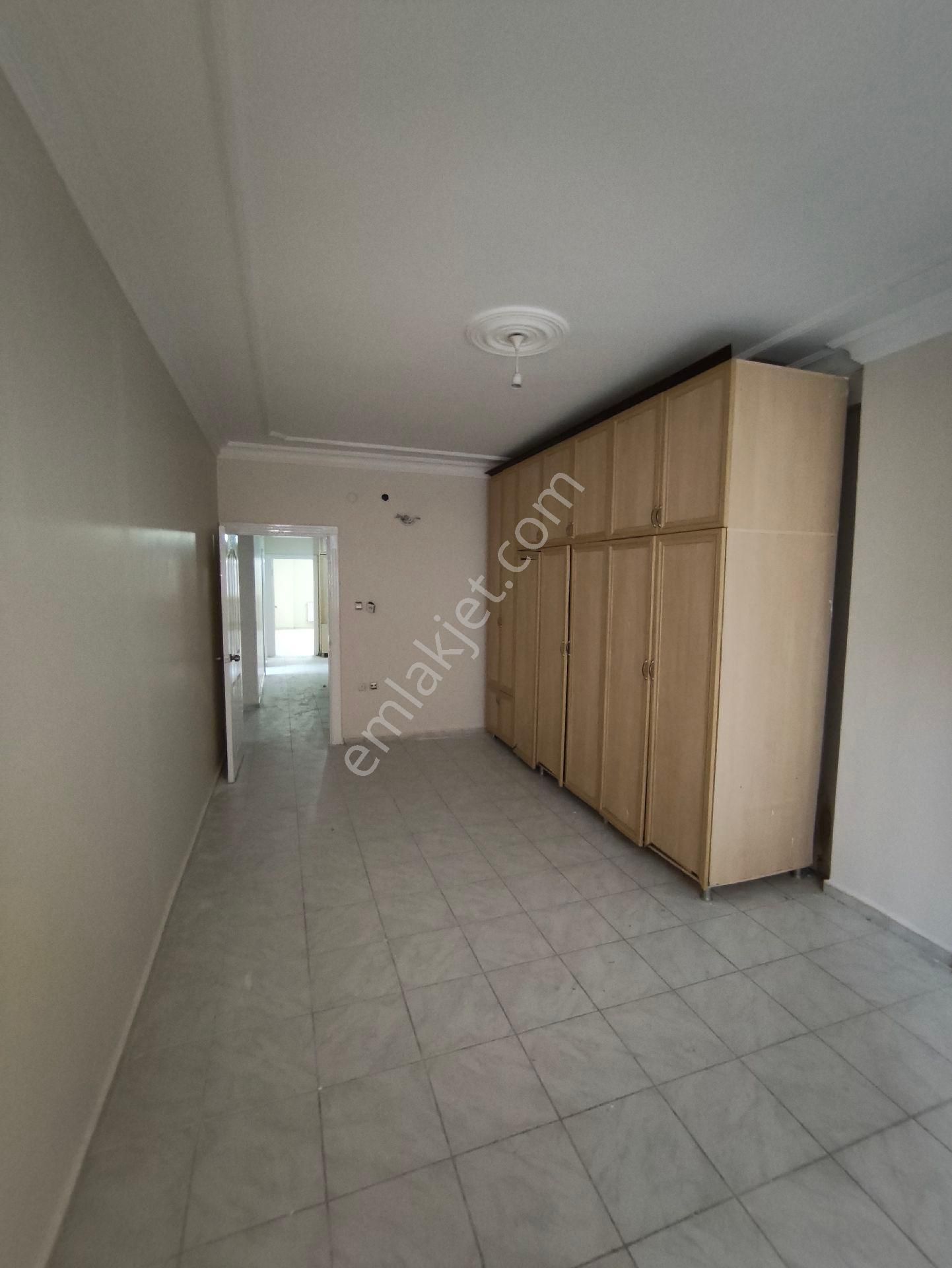Karaköprü 35 De 4 Odalı Kiralık Daire - Görsel 13