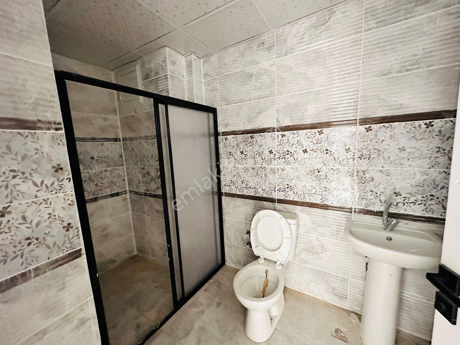 Dinç Emlaktan Satılık Ultra Lüks 1+1 Daire - Görsel 8