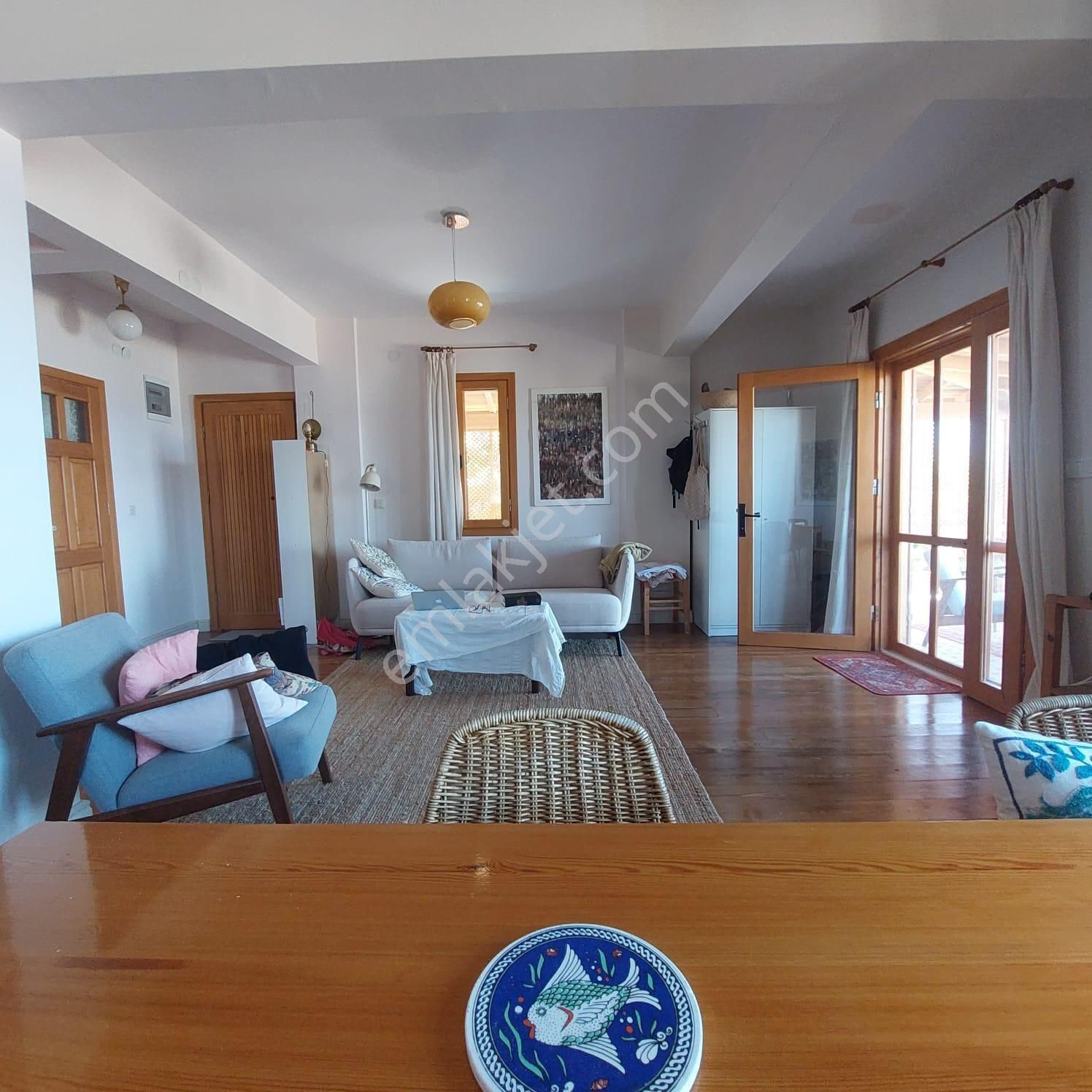 Mor Çiçek Emlak Karaburun Mordoğanda Deniz Manzaralı Denize Sıfır Villa - Görsel 16