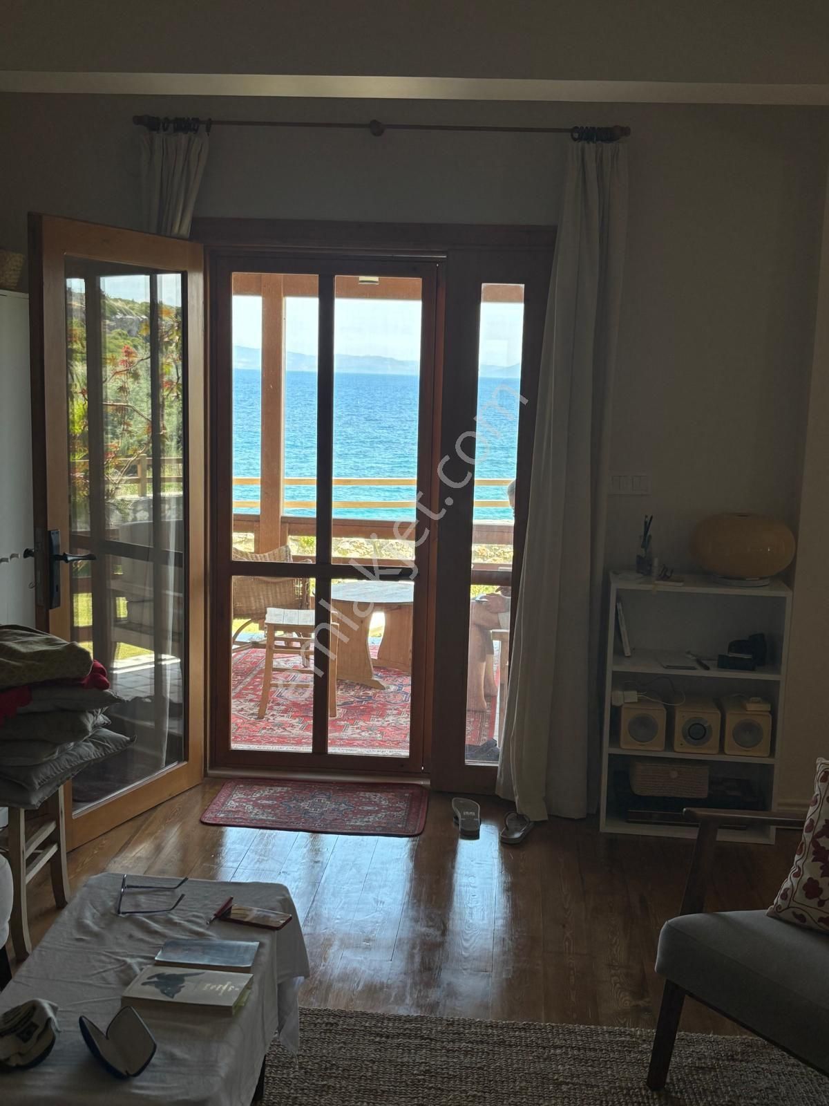 Mor Çiçek Emlak Karaburun Mordoğanda Deniz Manzaralı Denize Sıfır Villa - Görsel 23