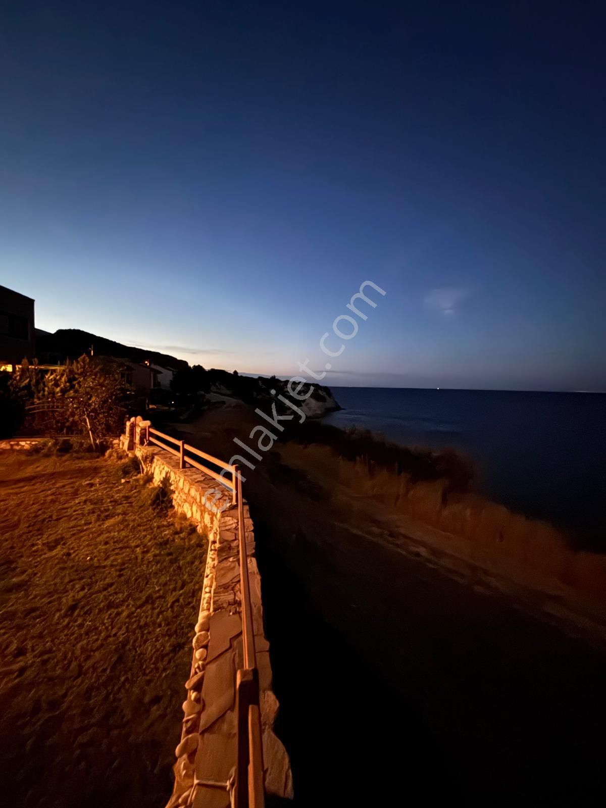 Mor Çiçek Emlak Karaburun Mordoğanda Deniz Manzaralı Denize Sıfır Villa - Görsel 5