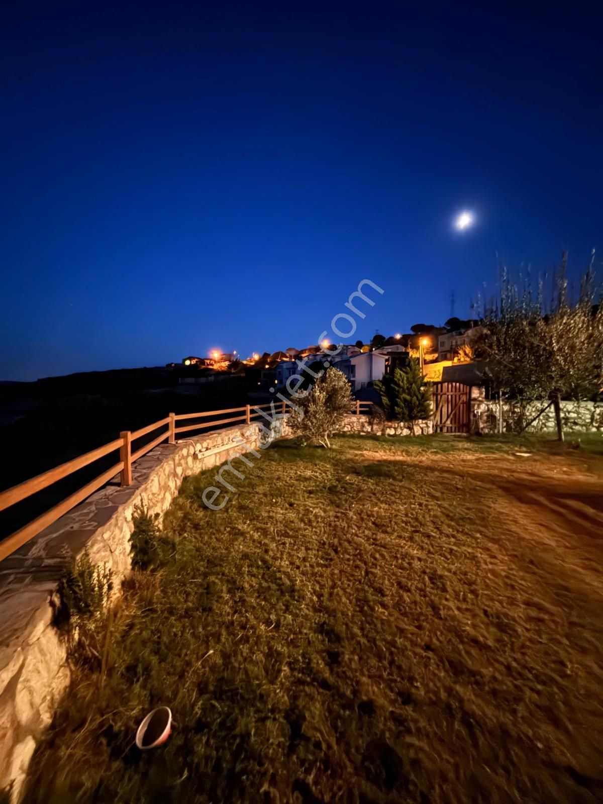 Mor Çiçek Emlak Karaburun Mordoğanda Deniz Manzaralı Denize Sıfır Villa - Görsel 4