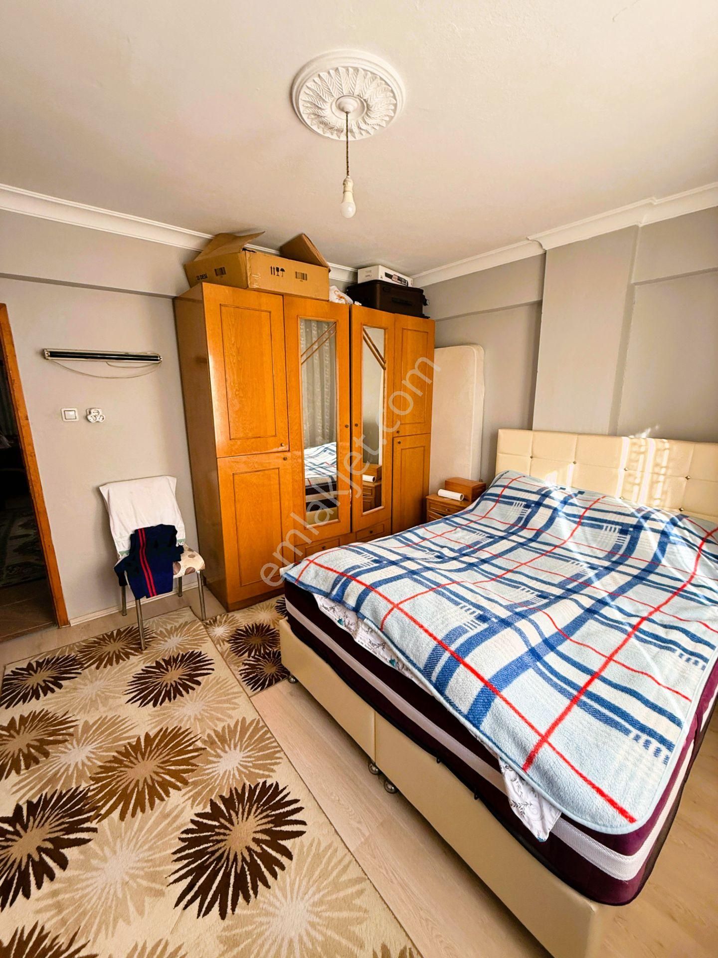 Gemlik Hürriyet Caddesi Civarı Masrafsız 2+1 Daire - Görsel 2