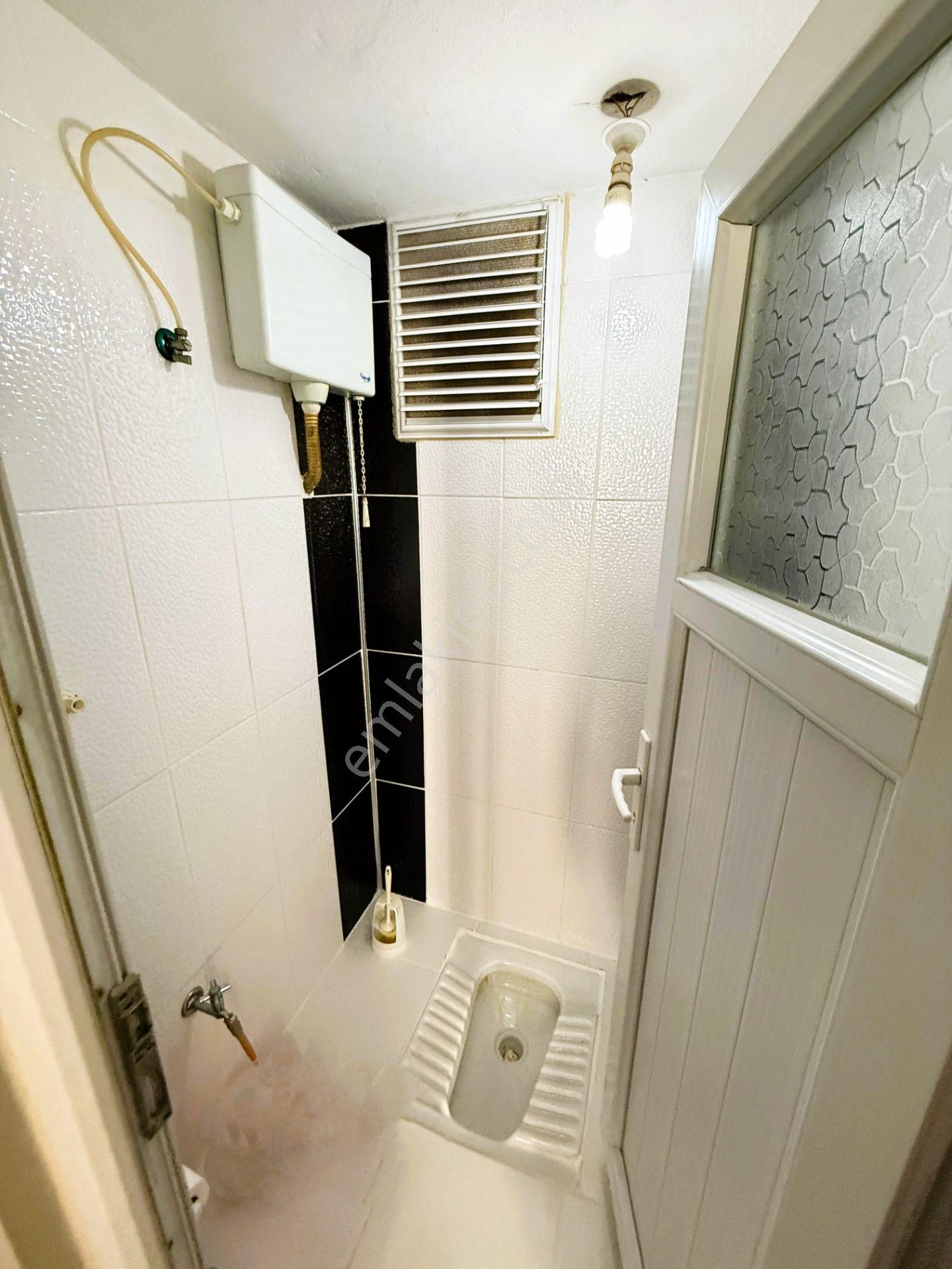 Gemlik Hürriyet Caddesi Civarı Masrafsız 2+1 Daire - Görsel 8