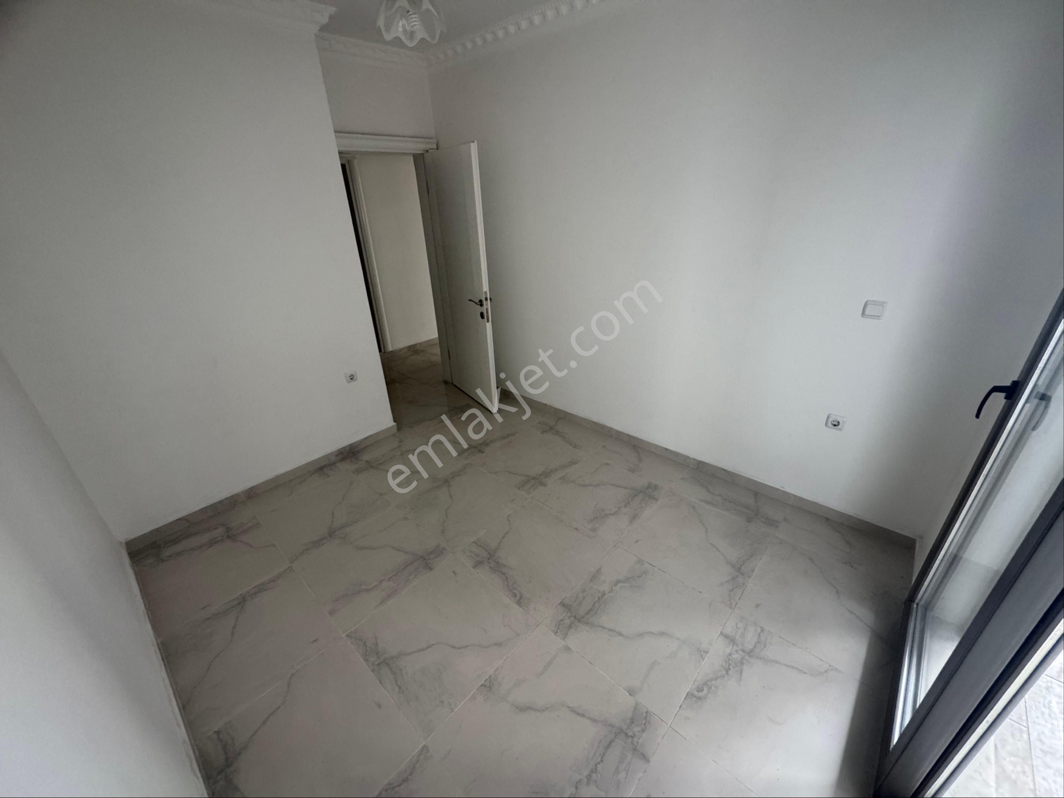 Didim Altınkumda Denize 100 Metre Satılık 2+1 Daire - Görsel 10