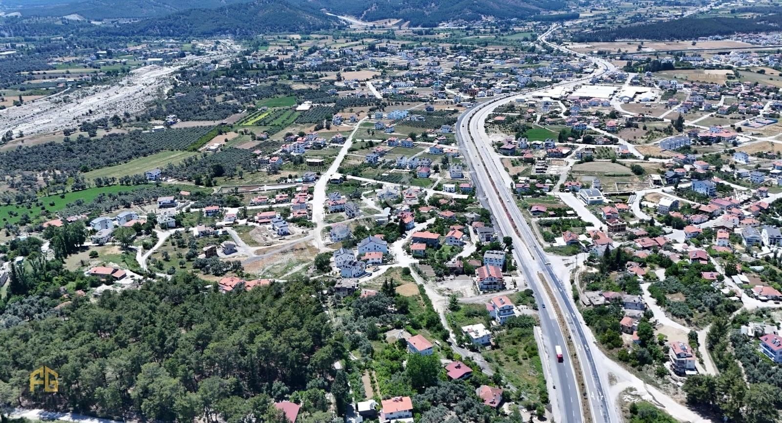 Fethiye Seydikemerde Konut İmarlı 730 M² Köşe Parsel - Görsel 3
