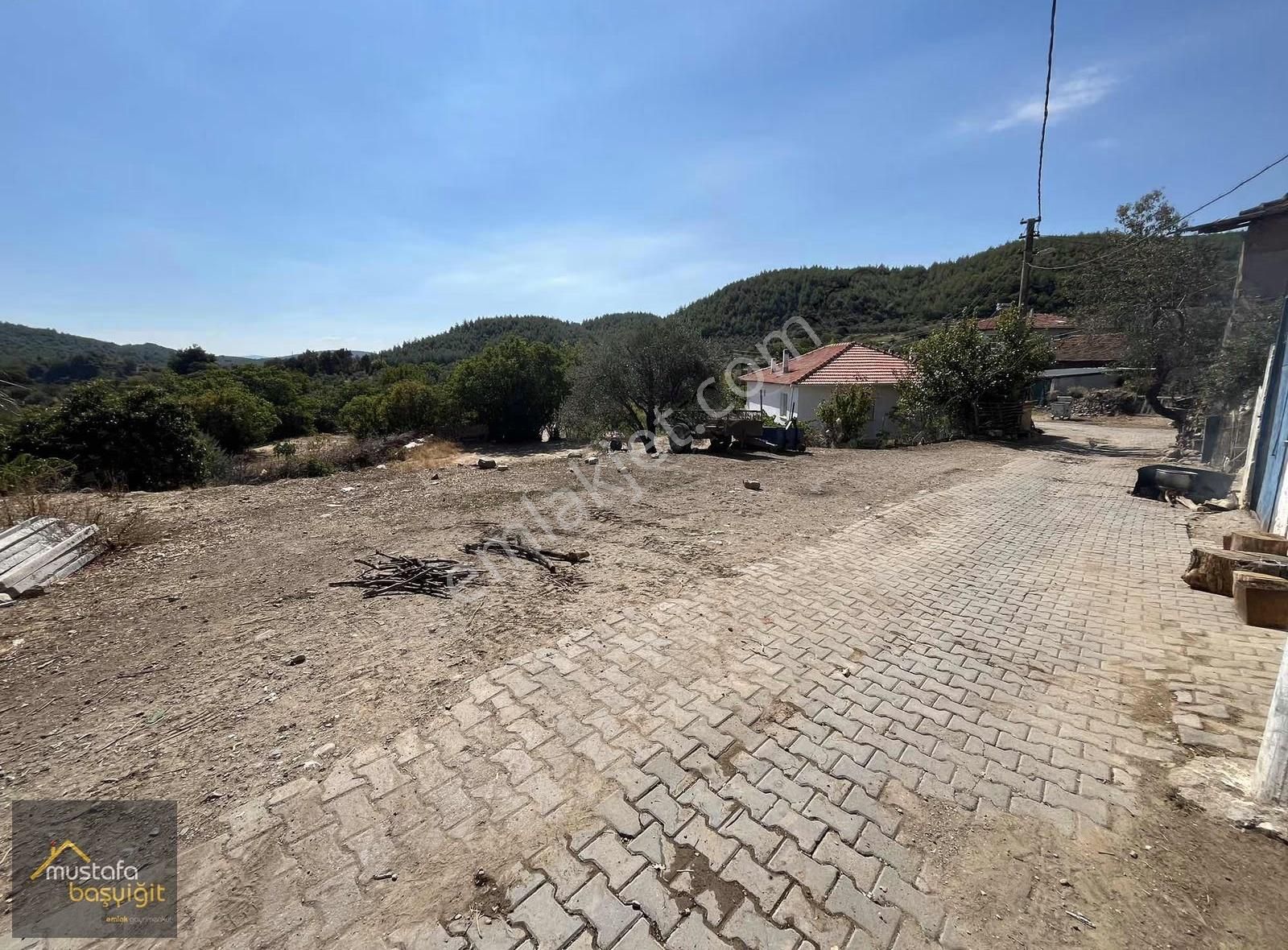 Mustafa Başyiğit Emlaktan Kavakalan Mah Köy İçi Satılık Arsa