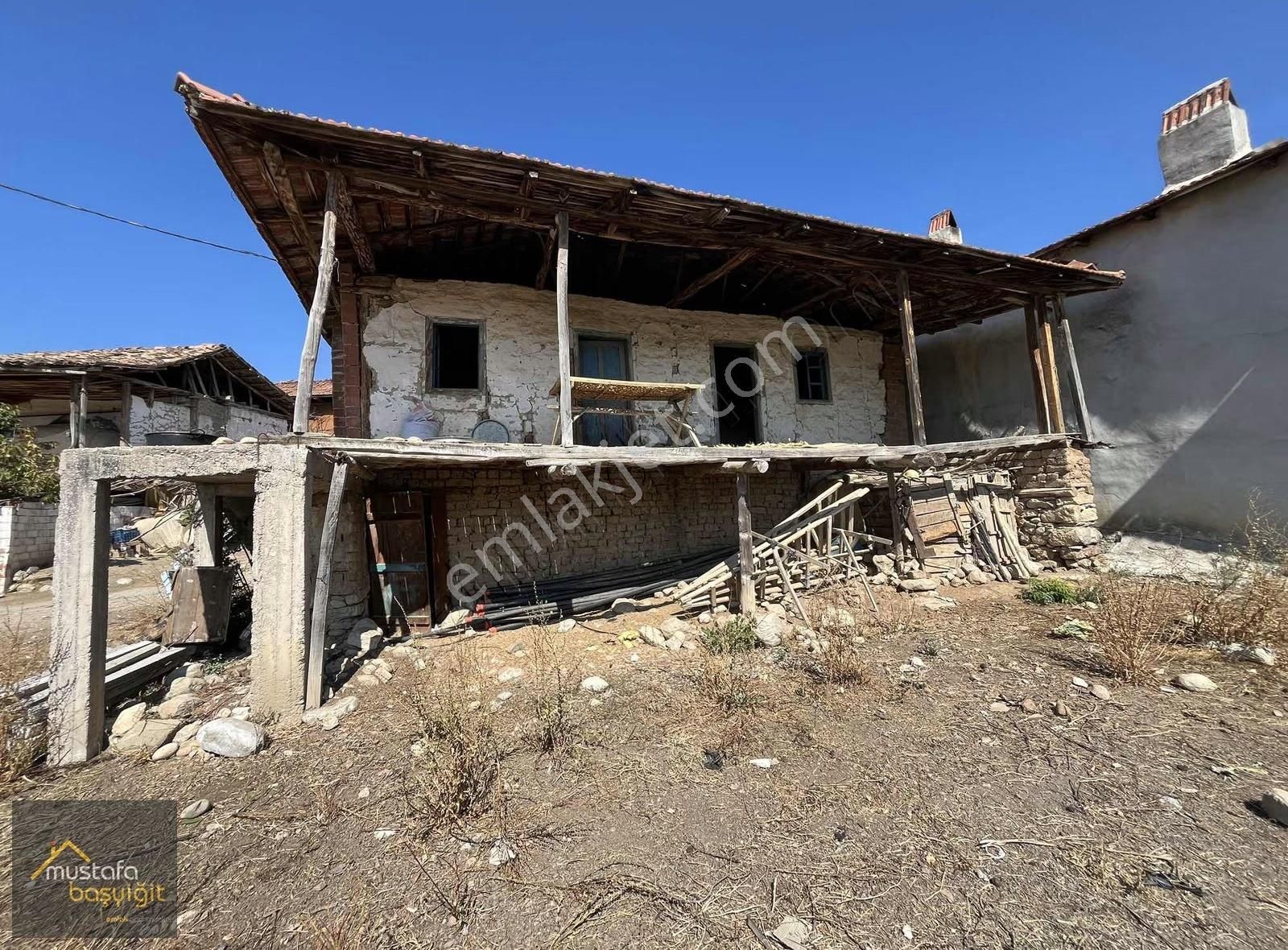 Mustafa Başyiğit Emlaktan Kavakalan Mah Köy İçi Satılık Arsa - Görsel 2
