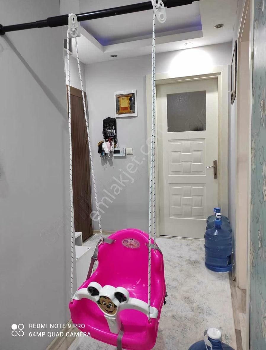 Bornova Mevlana Mahallesinde Satılık 2+1 Eşyalı Daire - Görsel 10
