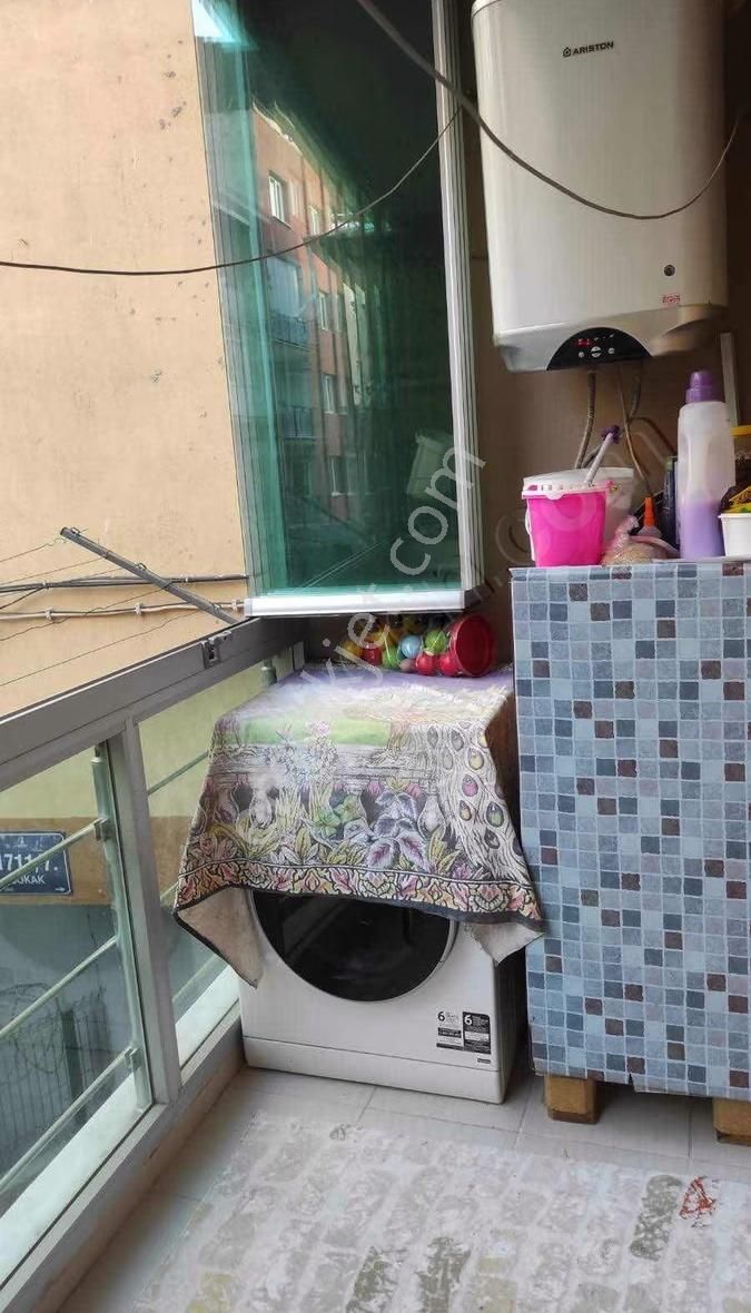 Bornova Mevlana Mahallesinde Satılık 2+1 Eşyalı Daire - Görsel 6