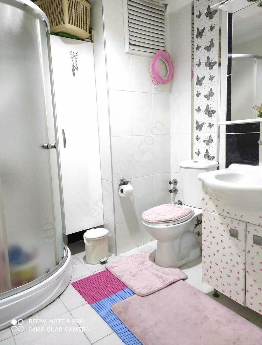 Bornova Mevlana Mahallesinde Satılık 2+1 Eşyalı Daire - Görsel 4