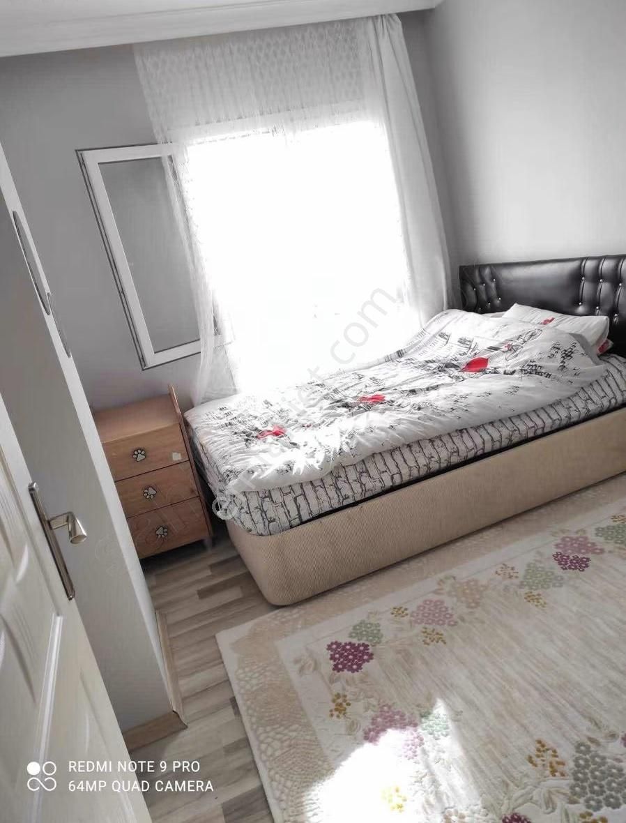 Bornova Mevlana Mahallesinde Satılık 2+1 Eşyalı Daire - Görsel 12