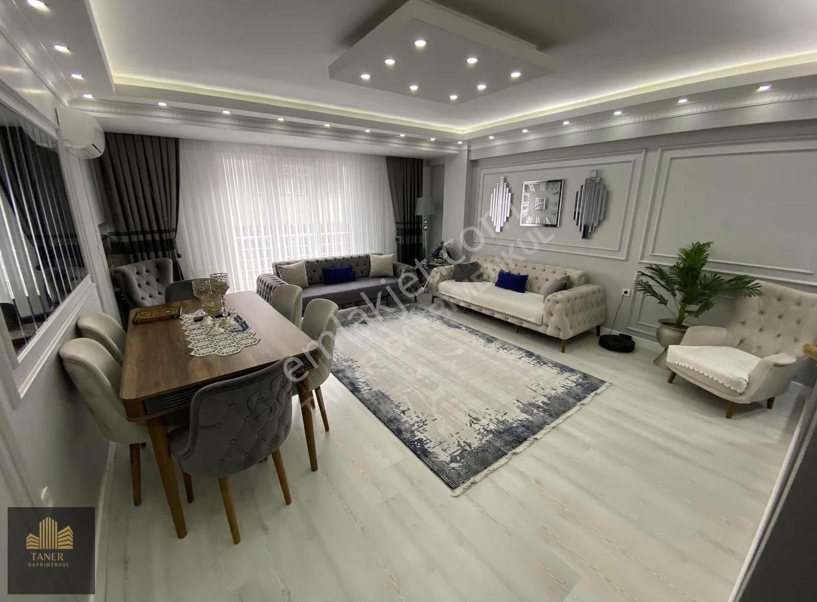 3+1 Satılık Net 140 M2 Ebeveyn Banyolu Krediye Uygun Daire