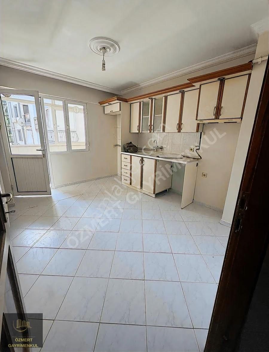 Gülyaka Mah De 3+1 Arakat 140 M2 Köşe Ferah Satılık Daire - Görsel 10
