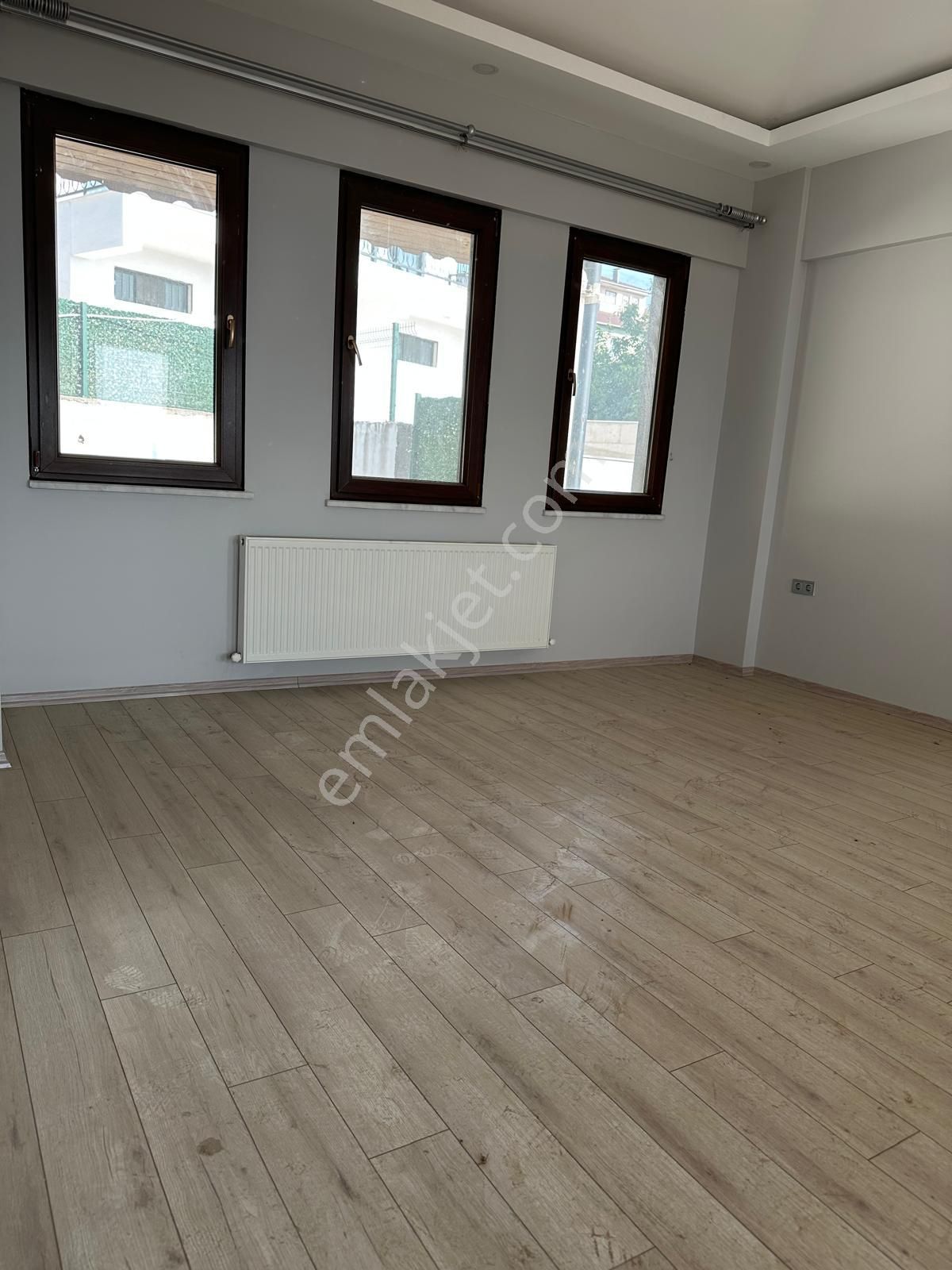 Umurbeyde Bahçeli Deniz Manzaralı Satılık Villa - Görsel 22