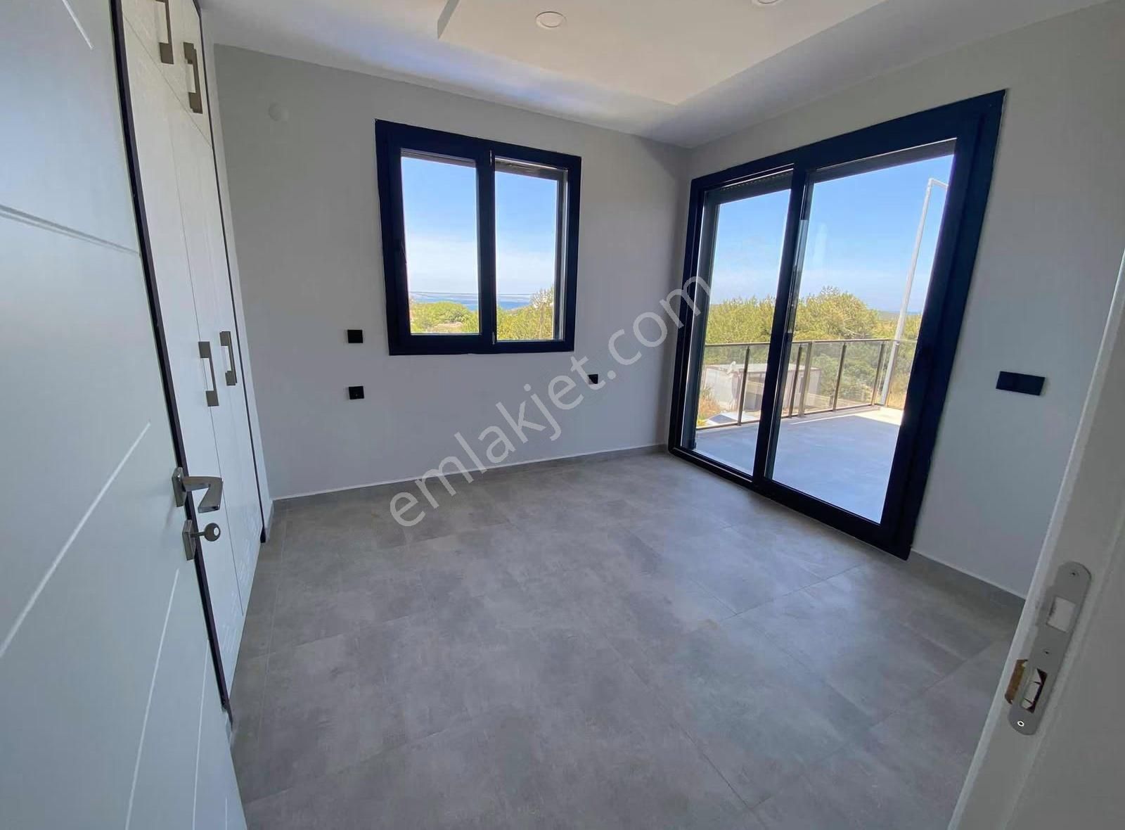 Alya Gayrimenkul Çeşme Ildırda Deniz Manzaralı Villa - Görsel 9