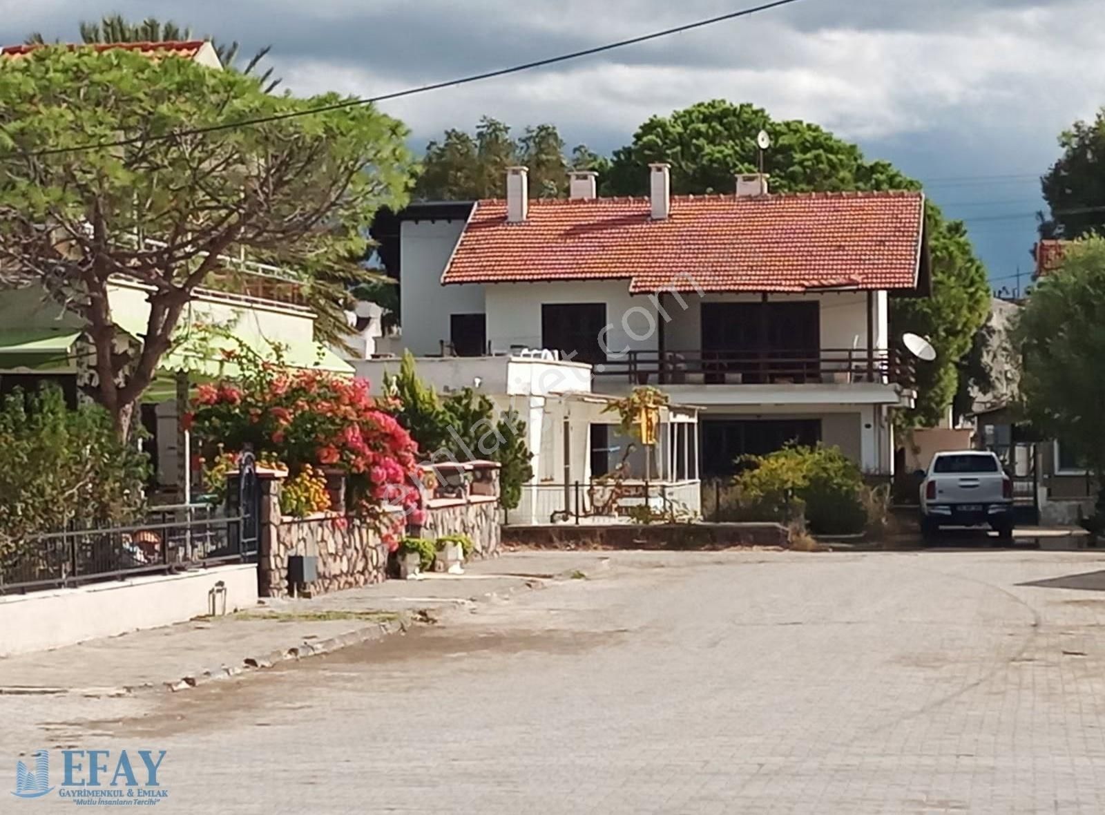 Denize Ve Merkeze Çok Yakın Özel Bir Site... Açıklamayı Okuyunuz - Görsel 9