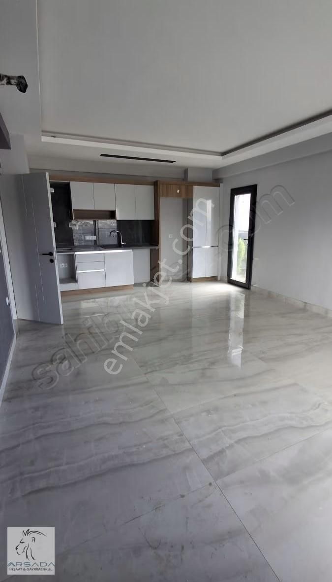 Kuşadası Değirmenderede 1+1 Bahçeli - Görsel 11