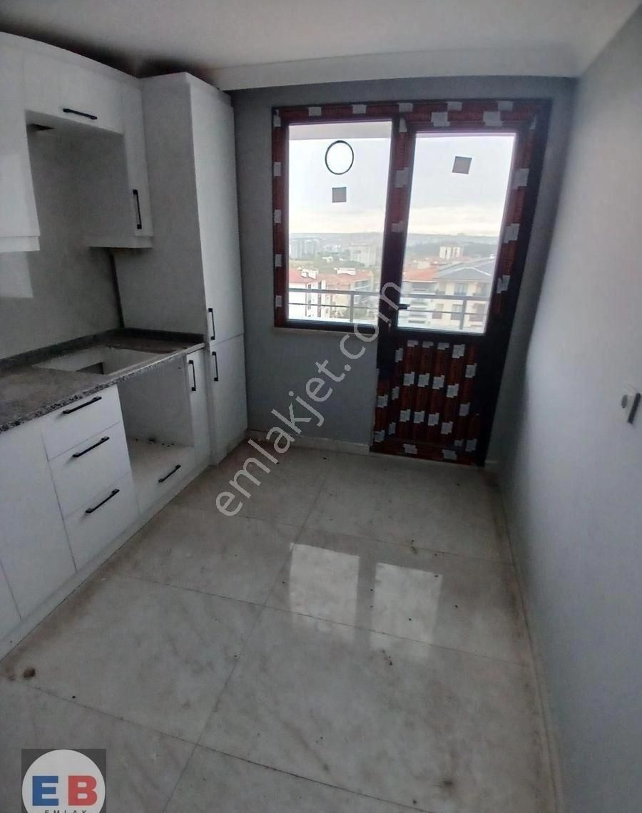 Tekirdağ Altınova Da Şehir Manzaralı Sıfır 2+1 Daire