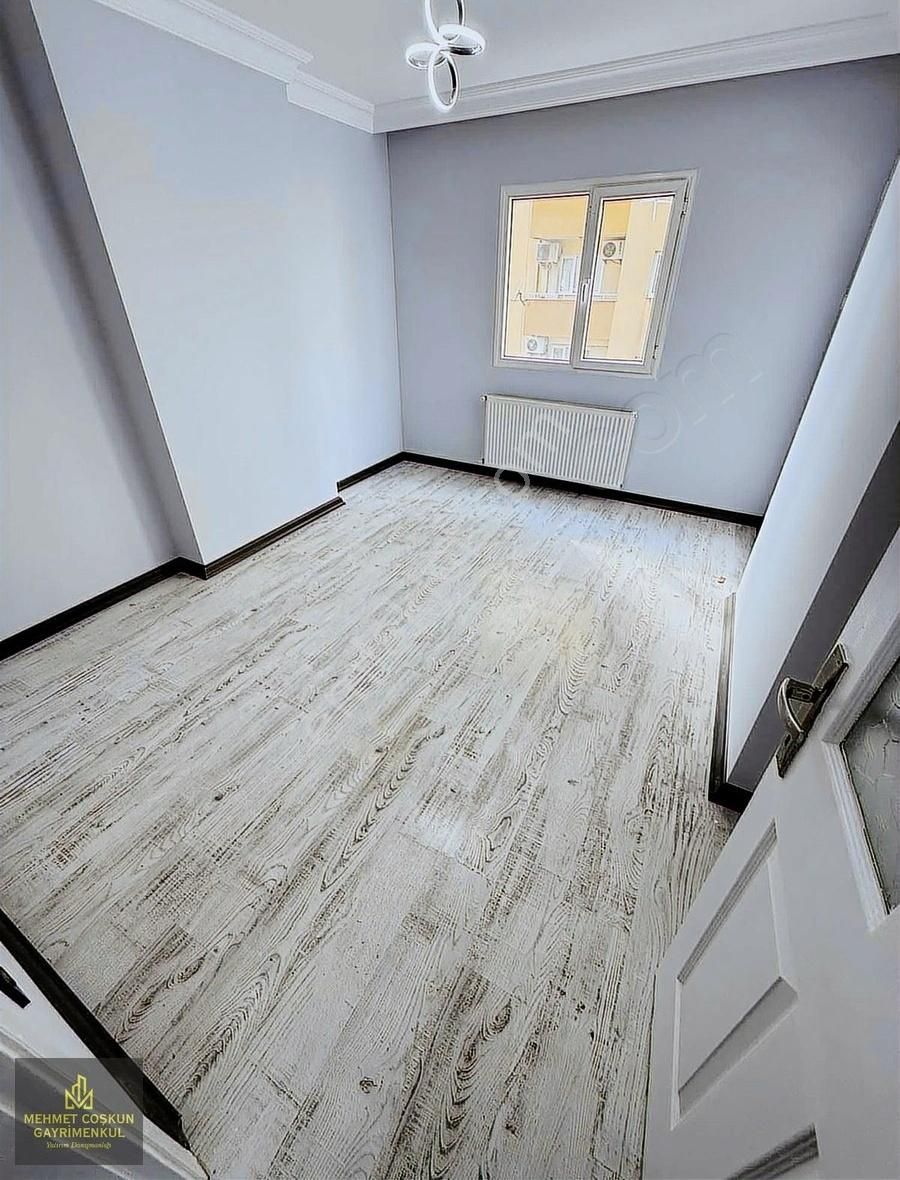 Turgut Özal Bulv Üzeri K.mutfak Çok Geniş Satılık 4+1 Daire - Görsel 5