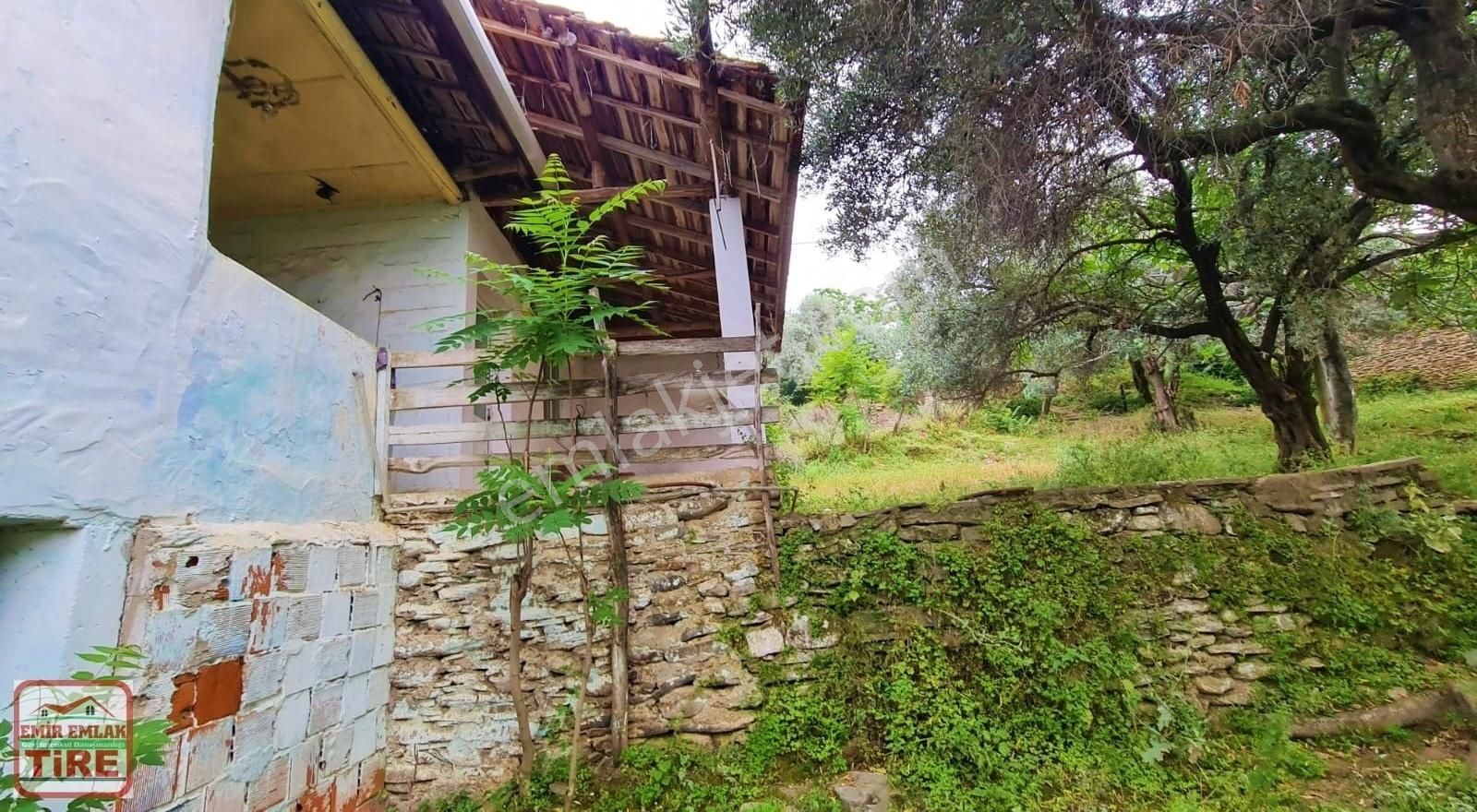 Muhteşem Manzaralı Satılık Müstakil Evli Arsa - Görsel 11