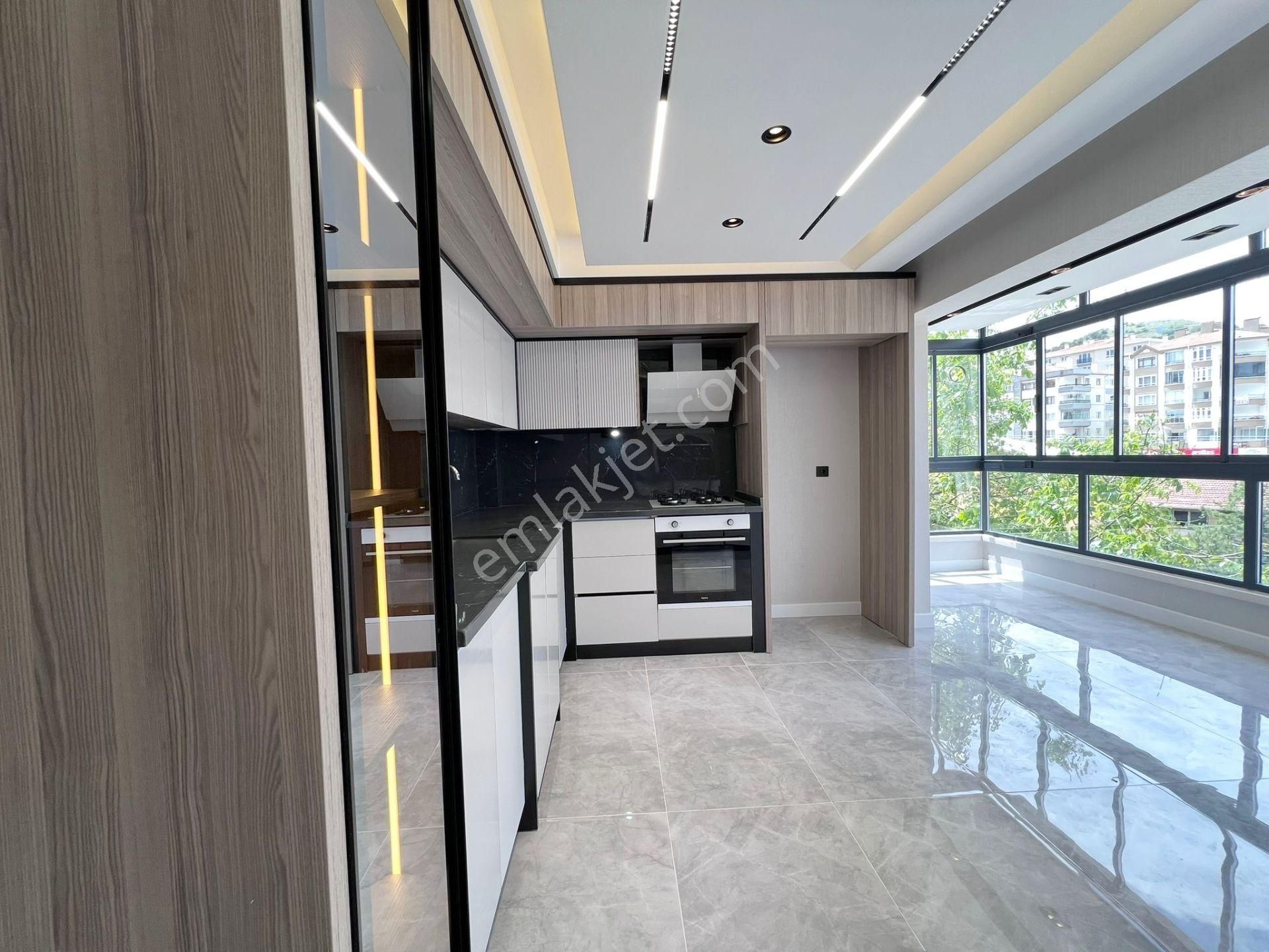 Öz'maşallahdan Cadde Kenarı Ultra Lüx Yapılı 3+1 Sıfır Daire !! - Görsel 2