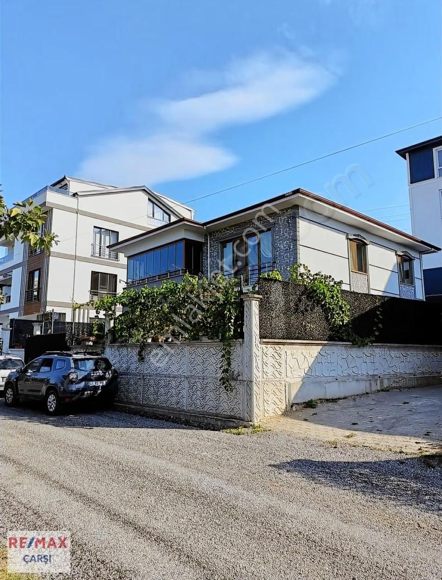 Remax Çarşı Güvencesiyle Başiskele De Satılık Müstakil Ev - Görsel 13