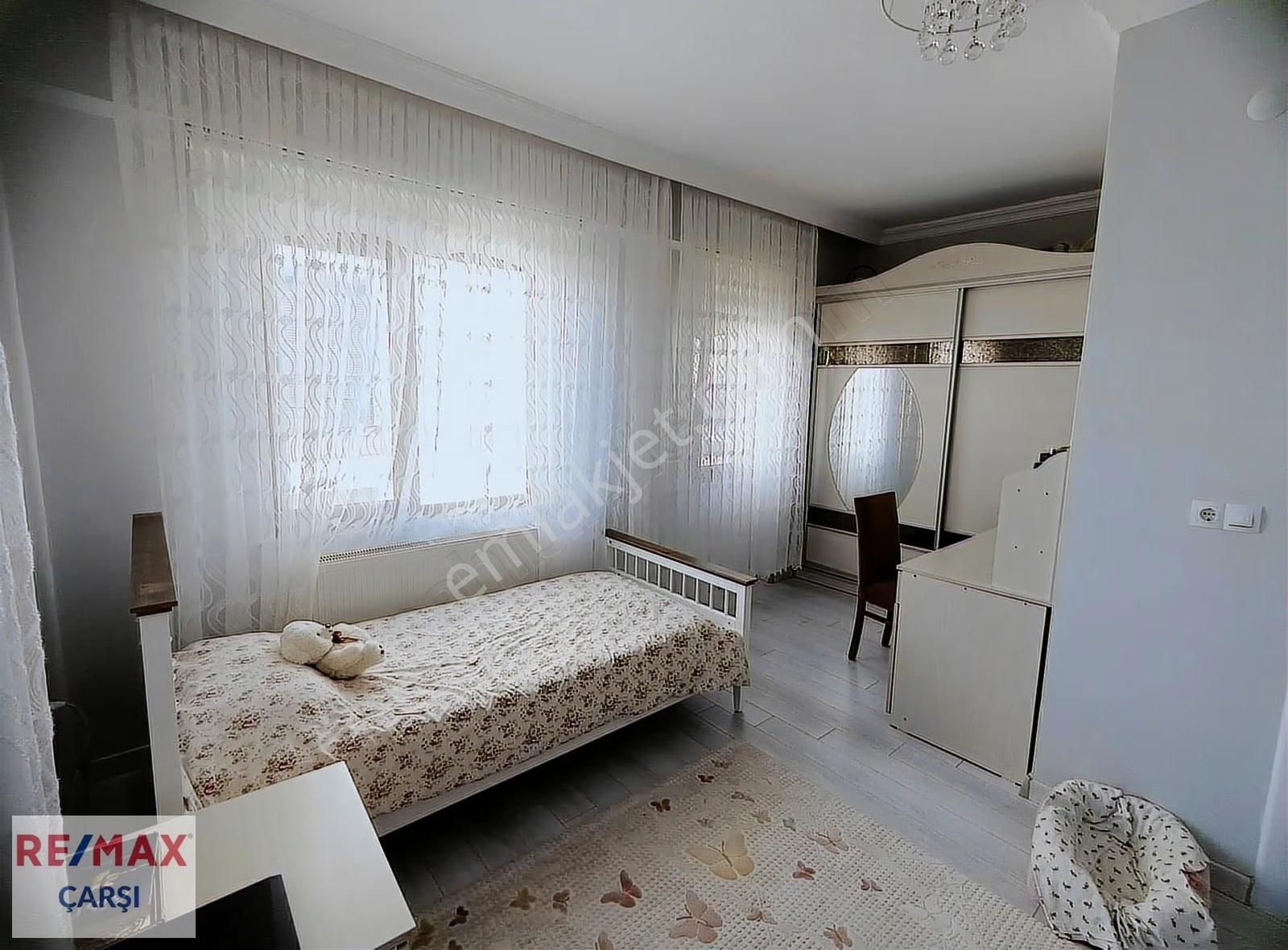 Remax Çarşı Güvencesiyle Başiskele De Satılık Müstakil Ev - Görsel 24