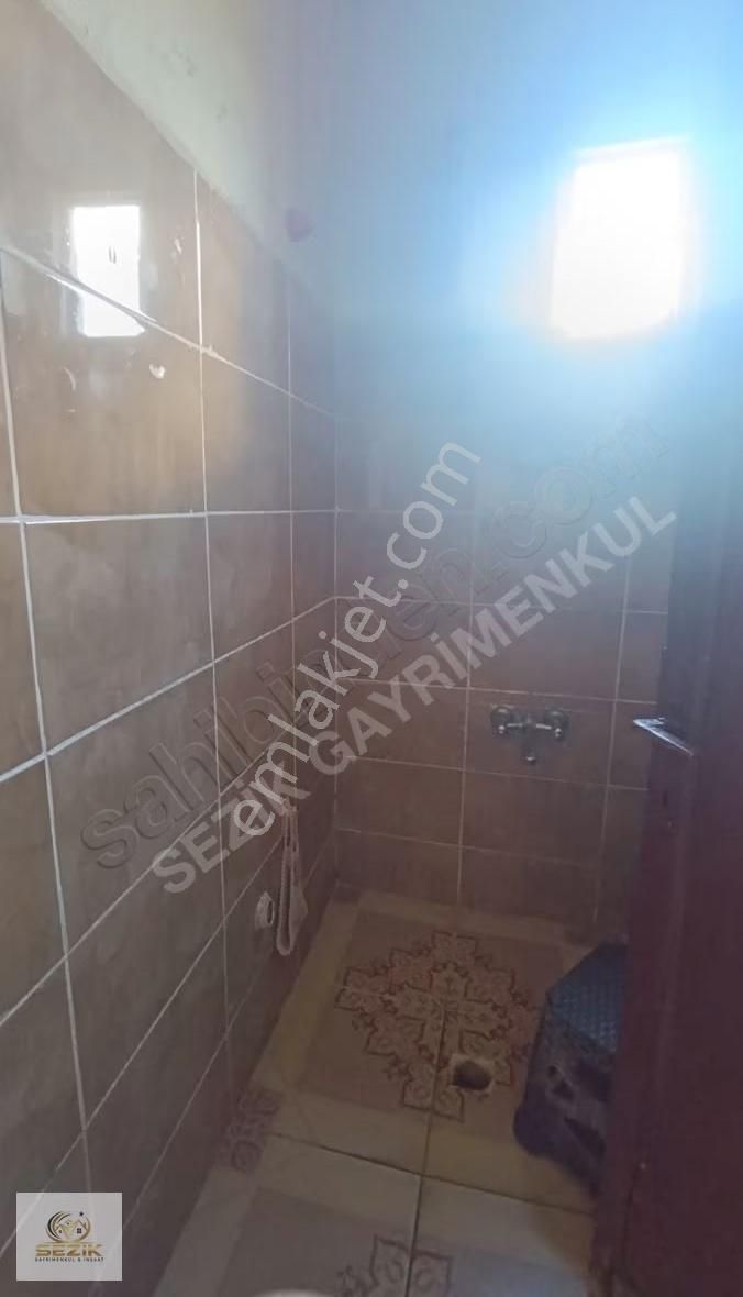 Seyhan Gülbahçe Mh Uygun Fiyata Satılık 3 Katlı Ev Köşebaşı - Görsel 15