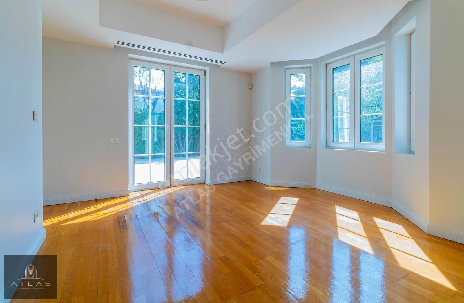 Atlas'tan, Alkent 2000'de, 4+1, 260m2, 2000m2 Arsa, Lüks Villa! - Görsel 19