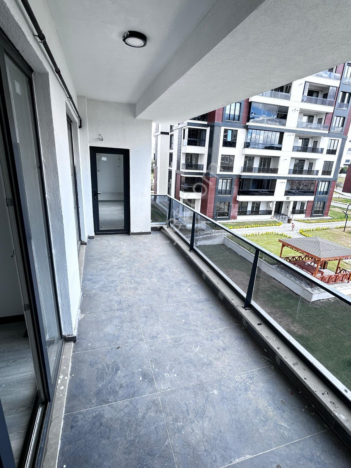 Emlak Konutları Lüx Site İçinde Havuz Cephe Fırsat Daire! - Görsel 15