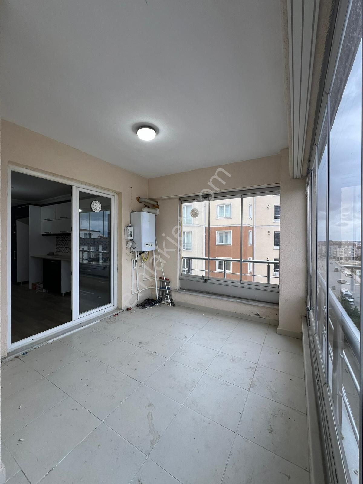 Tekirdağ Kapaklı Da 19 Mayıs M. Site İçinde Havuzlu Lüks 2+1 Daire - Görsel 18