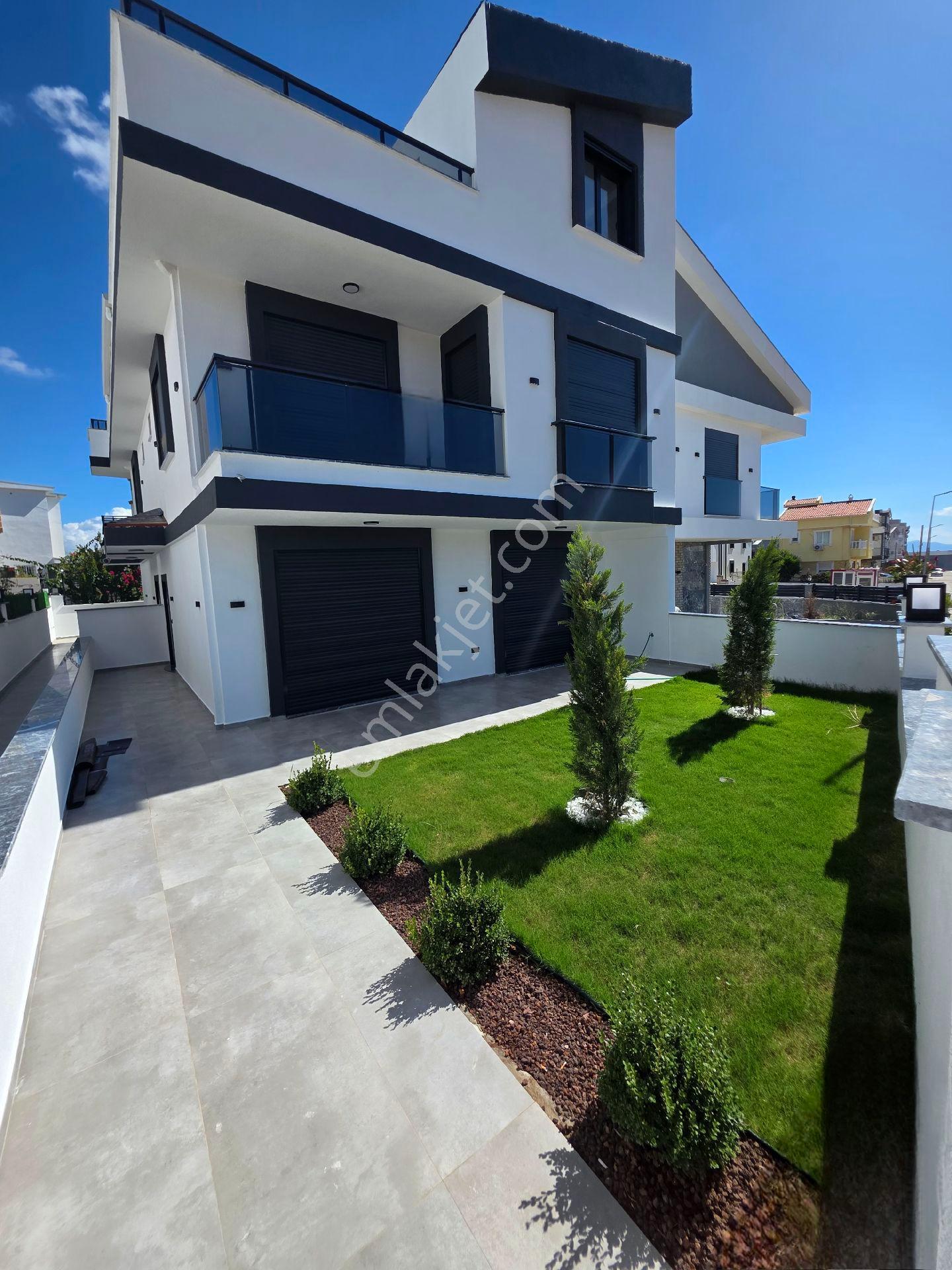 🏡 Didim Efeler Mahallesinde Satılık Tripleks Villa 🏡💥