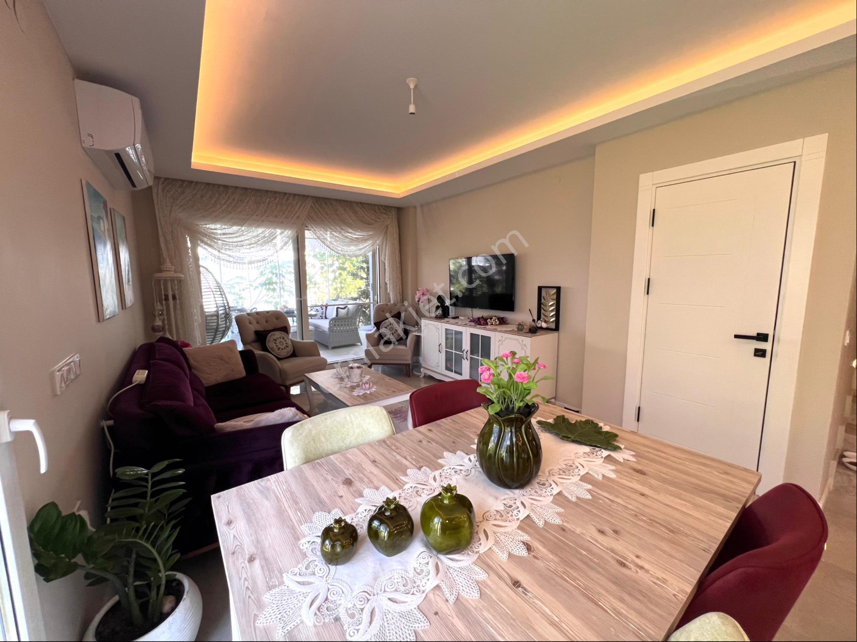 Site İçerisinde Masrafsız Havuzlu Yazlık Villa - Görsel 16