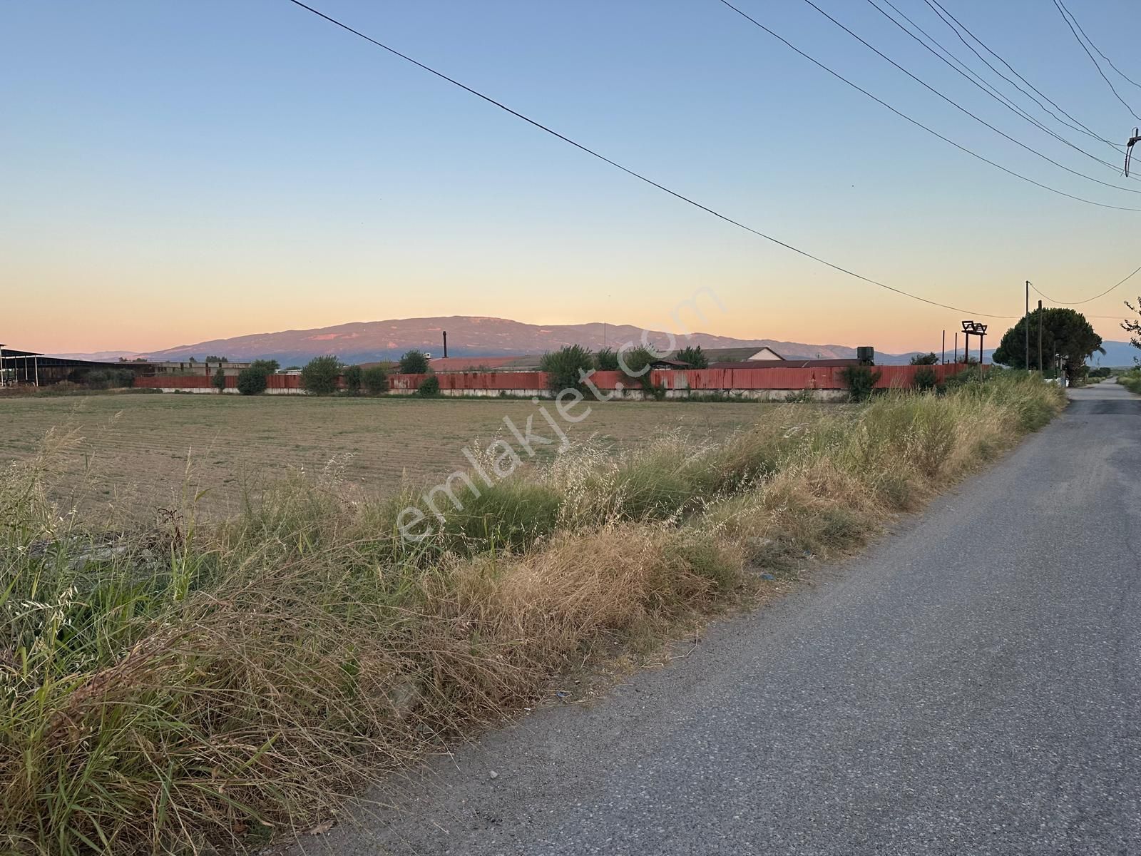 Nazilli Dallica’da Yatırımlık Arsa – Bambu Avm Yakını, İmar Sınırında