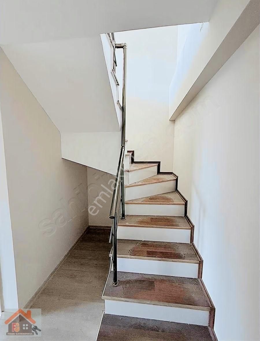 Çınarcık Merkezde Satılık Deniz Manzaralı Ara Dubleks Daire - Görsel 18