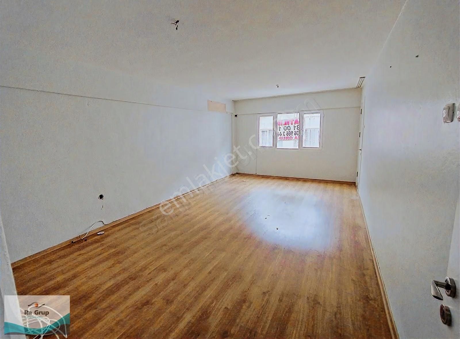 Karşıyaka Alaybey'de Sahile Yakın Bakımlı 3+1 Daire E-41