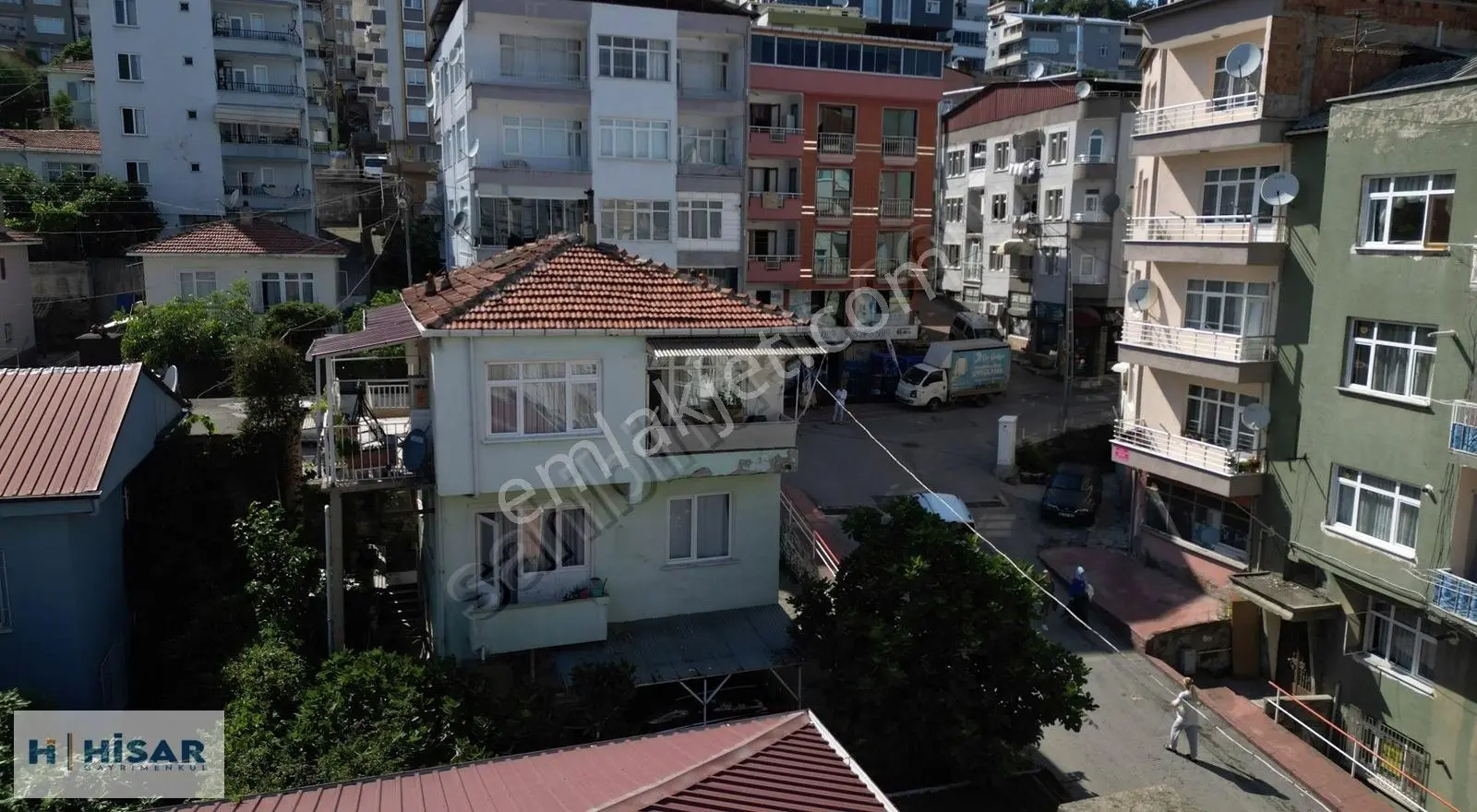 Hisar'dan Acilll Nebiler Caddesine Cephe 5 Kata İmarlı Müstakil