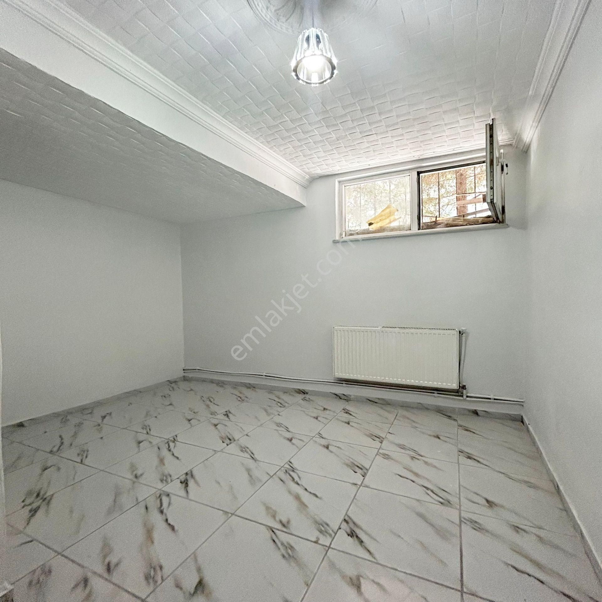 2+1 Merkezi Konumda Bahçeli Bahçekatı Satılık Daire - Görsel 13