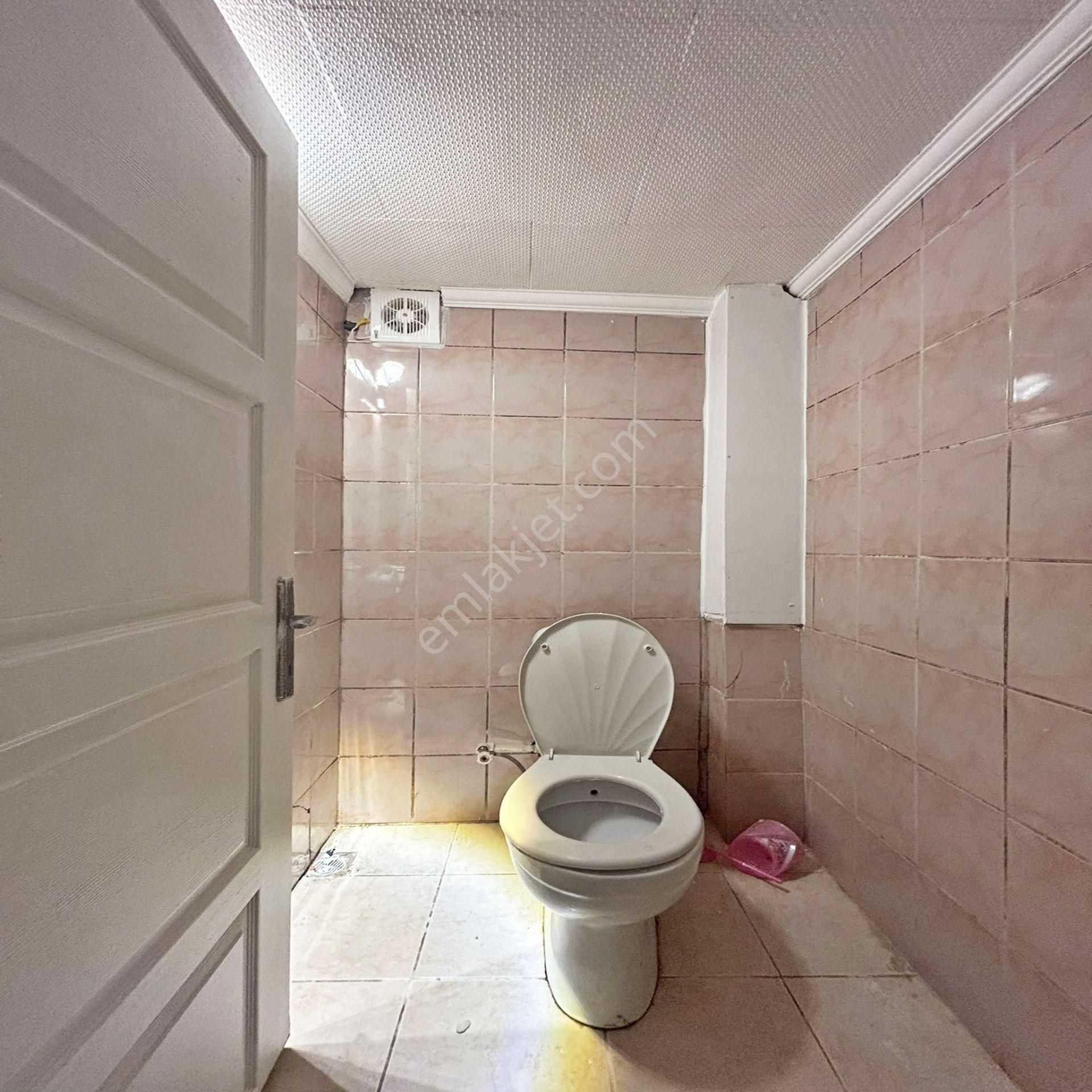 2+1 Merkezi Konumda Bahçeli Bahçekatı Satılık Daire - Görsel 3