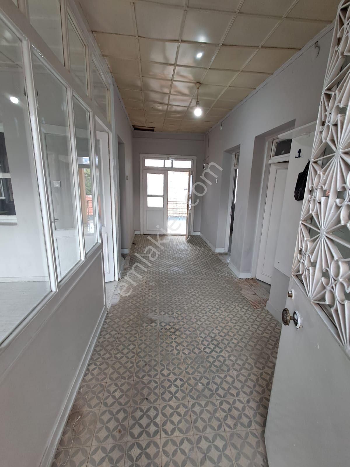 Aydın Söke Çeltikçi Mah. Girişi Ayrı Müstakil İkinci Kat 3+1 Satılık Ev - Görsel 5