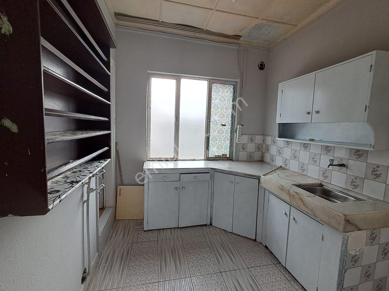 Aydın Söke Çeltikçi Mah. Girişi Ayrı Müstakil İkinci Kat 3+1 Satılık Ev - Görsel 6