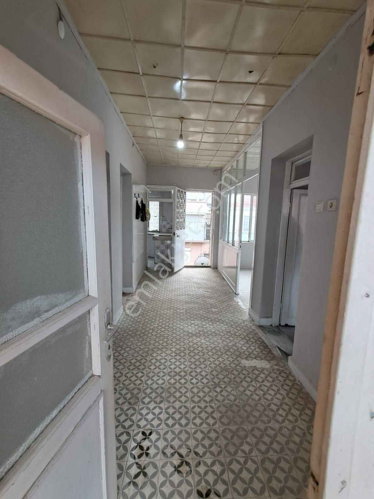 Aydın Söke Çeltikçi Mah. Girişi Ayrı Müstakil İkinci Kat 3+1 Satılık Ev - Görsel 17