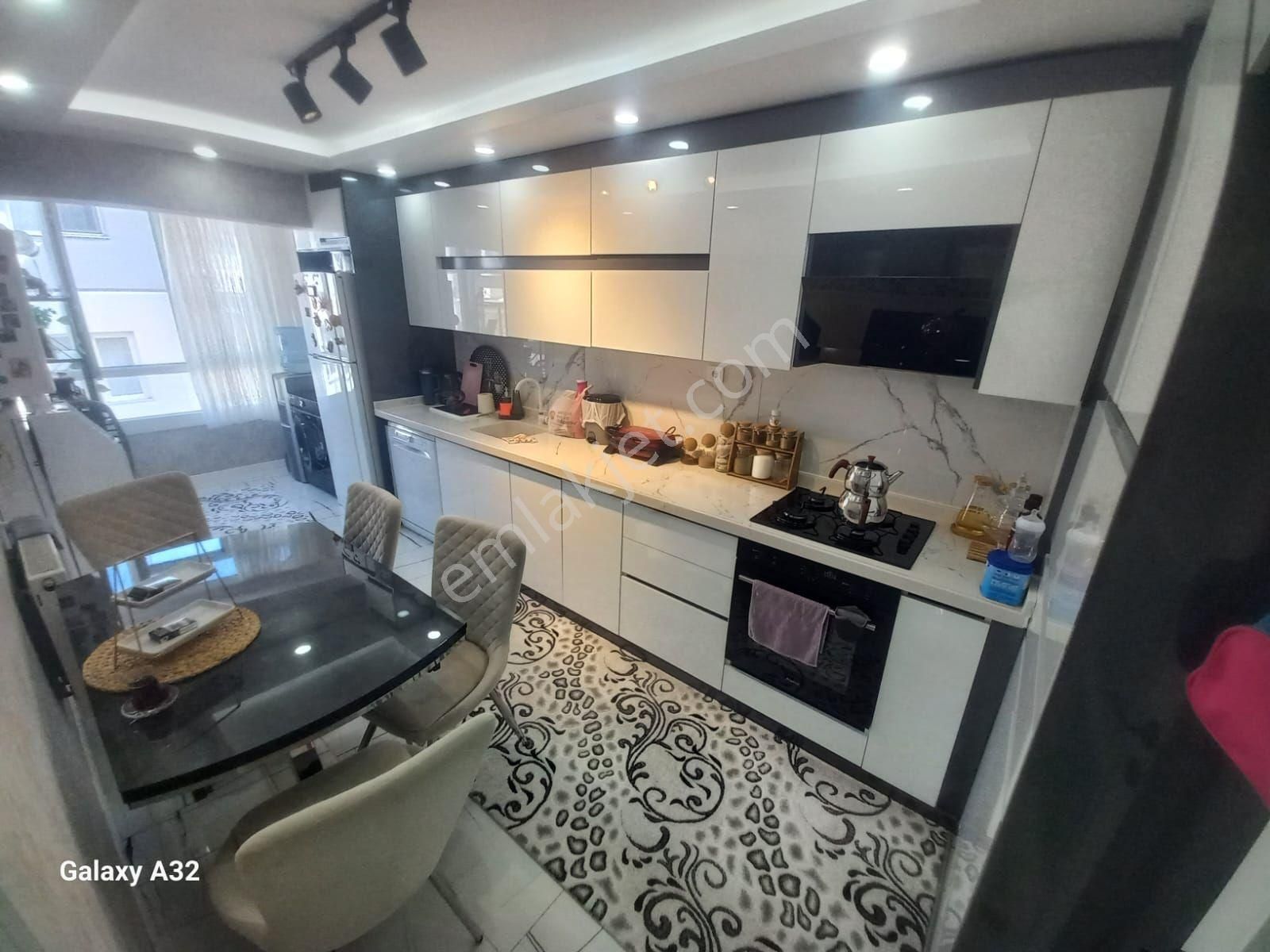 Fuul Yapılı 3+1 Bir Oda Bağımlı Ara Katta - Görsel 20