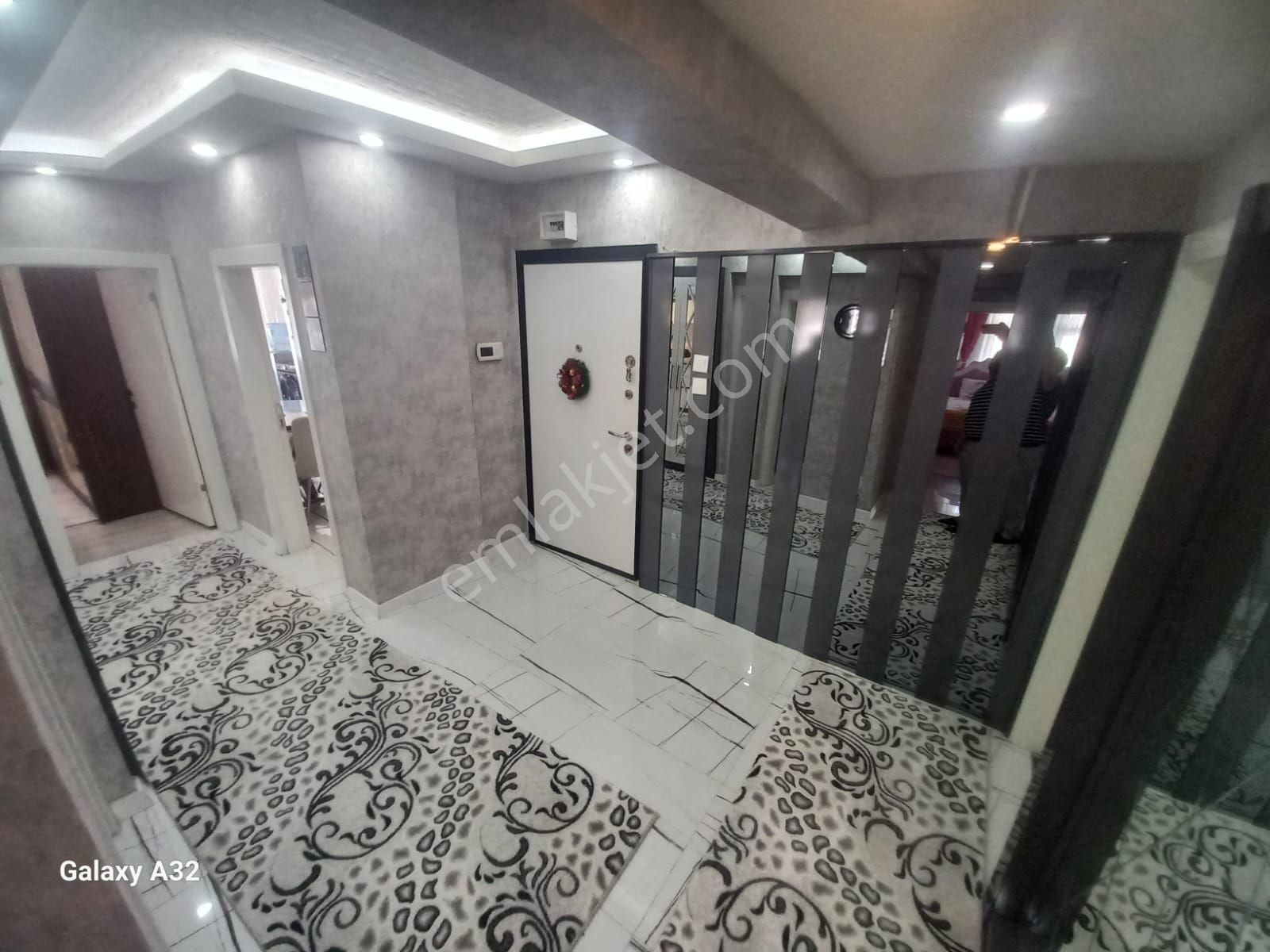 Fuul Yapılı 3+1 Bir Oda Bağımlı Ara Katta - Görsel 23