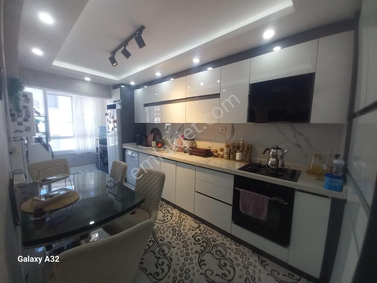 Fuul Yapılı 3+1 Bir Oda Bağımlı Ara Katta - Görsel 8