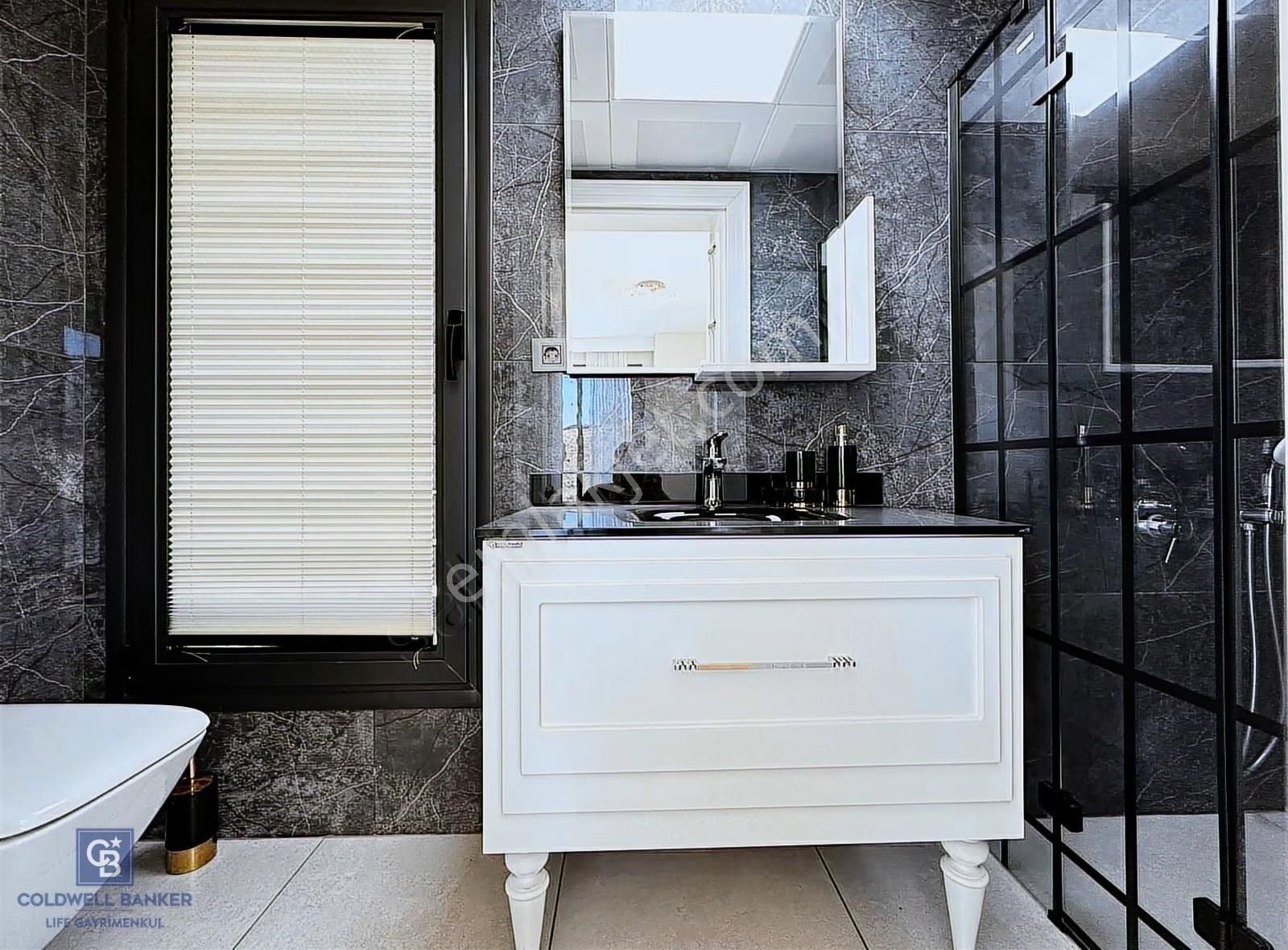 Urla Kekliktepe Site İçerisinde Müstakil Havuzlu Satılık Villa - Görsel 17