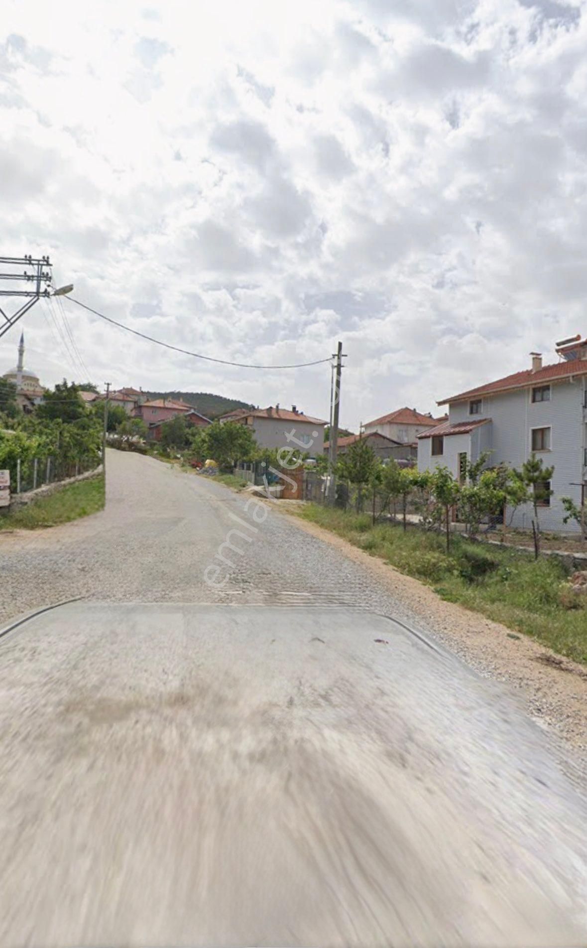 Uşak Merkez Eğlence Köyü 1640 Metrekare Direkt Sahibinden - Görsel 6