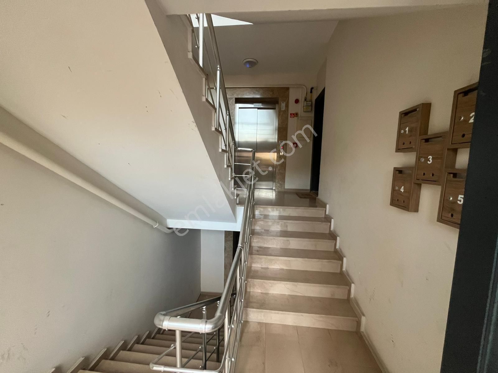 Yahyakaptan’ın En Prestijli Sitesi Armada 6 Da 3+1 Ferah Çatı Dubleks - Görsel 8