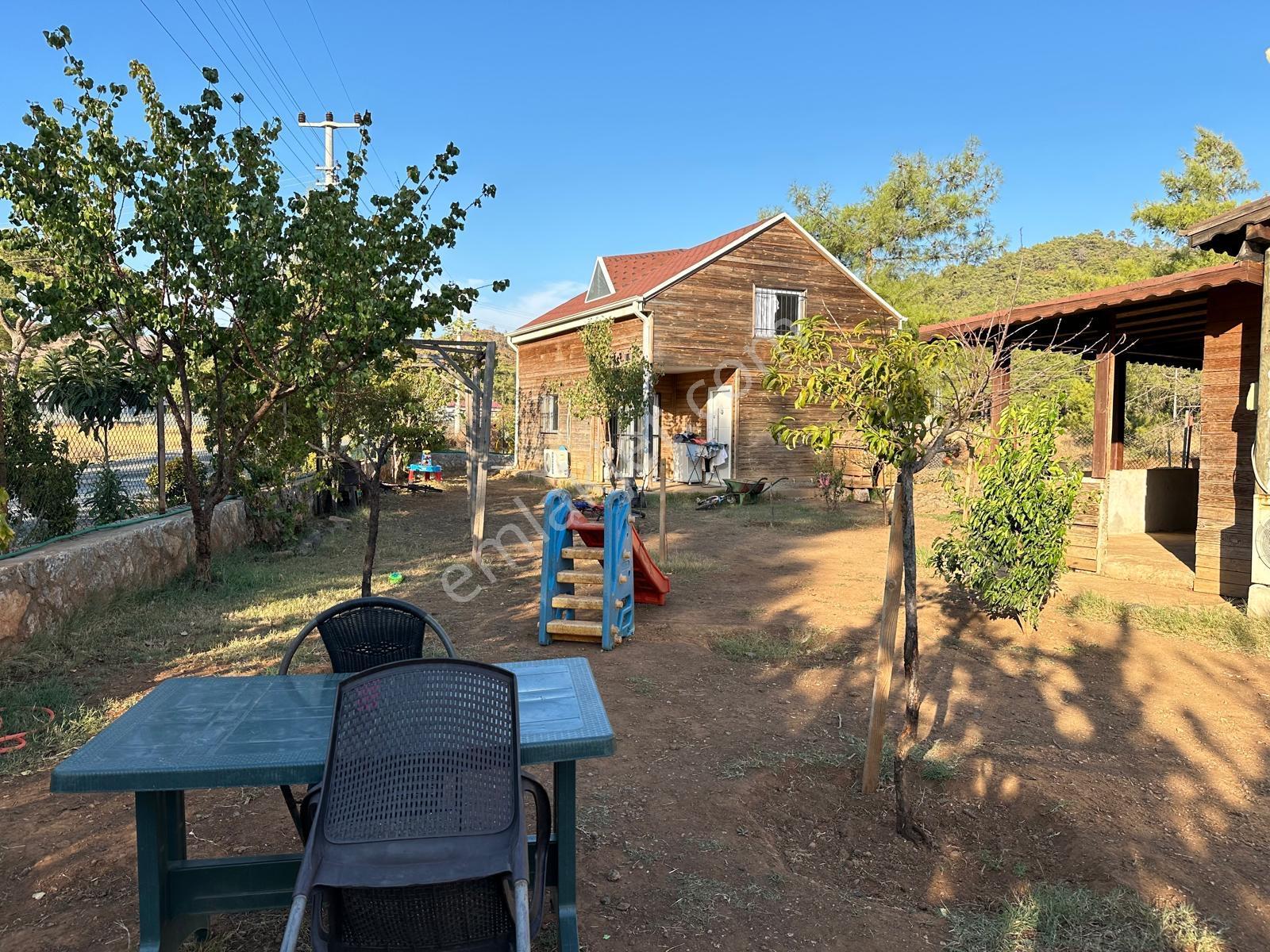 Acil Satılık Bahçe İçinde İki Ev - Görsel 16
